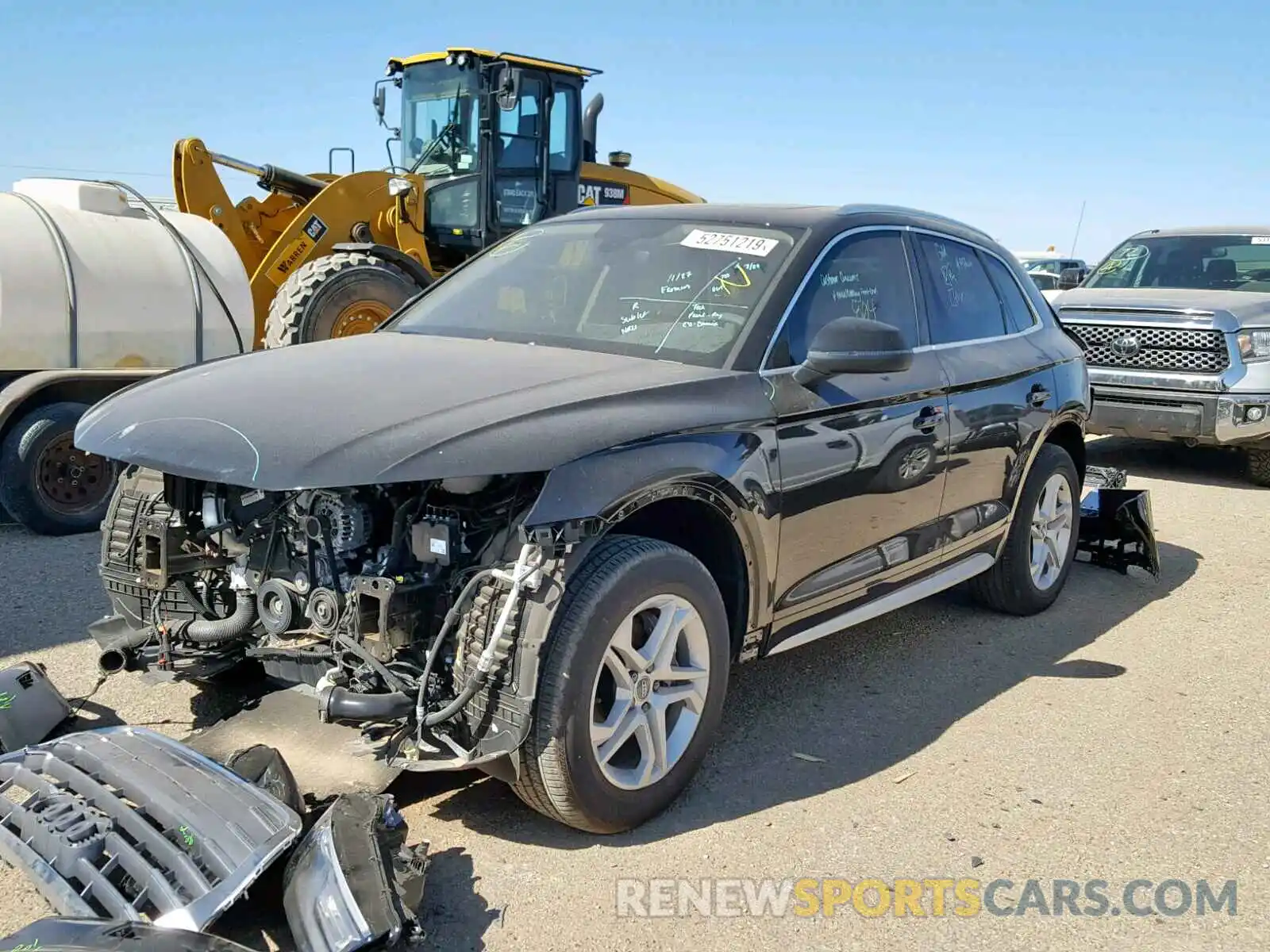 2 Фотография поврежденного автомобиля WA1ANAFY6K2088689 AUDI Q5 2019