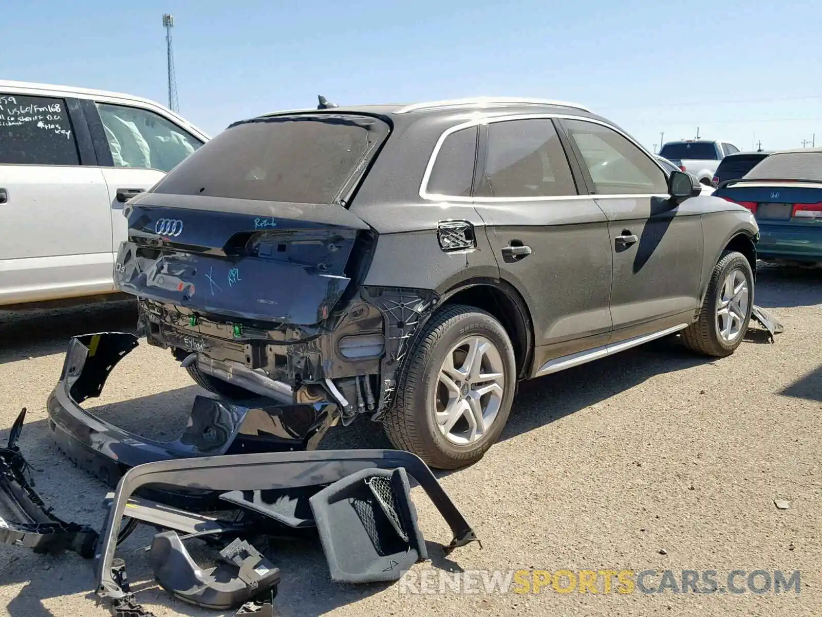 4 Фотография поврежденного автомобиля WA1ANAFY6K2088689 AUDI Q5 2019