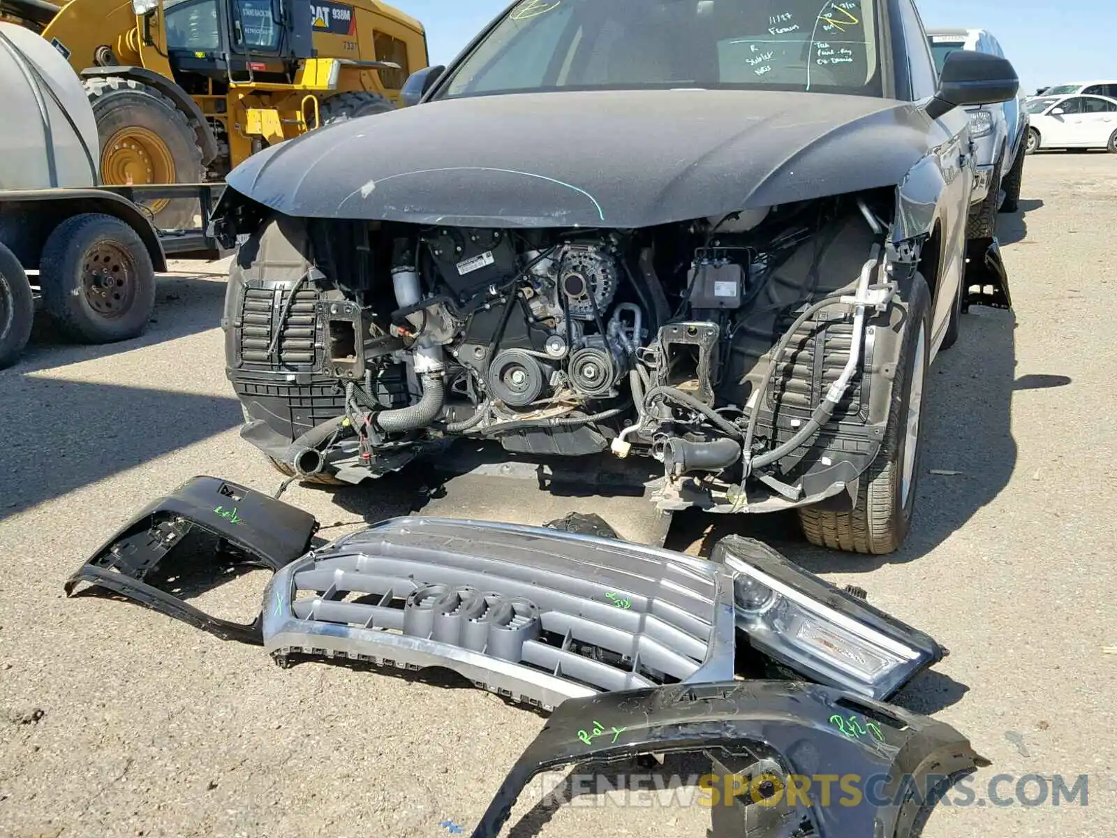 9 Фотография поврежденного автомобиля WA1ANAFY6K2088689 AUDI Q5 2019