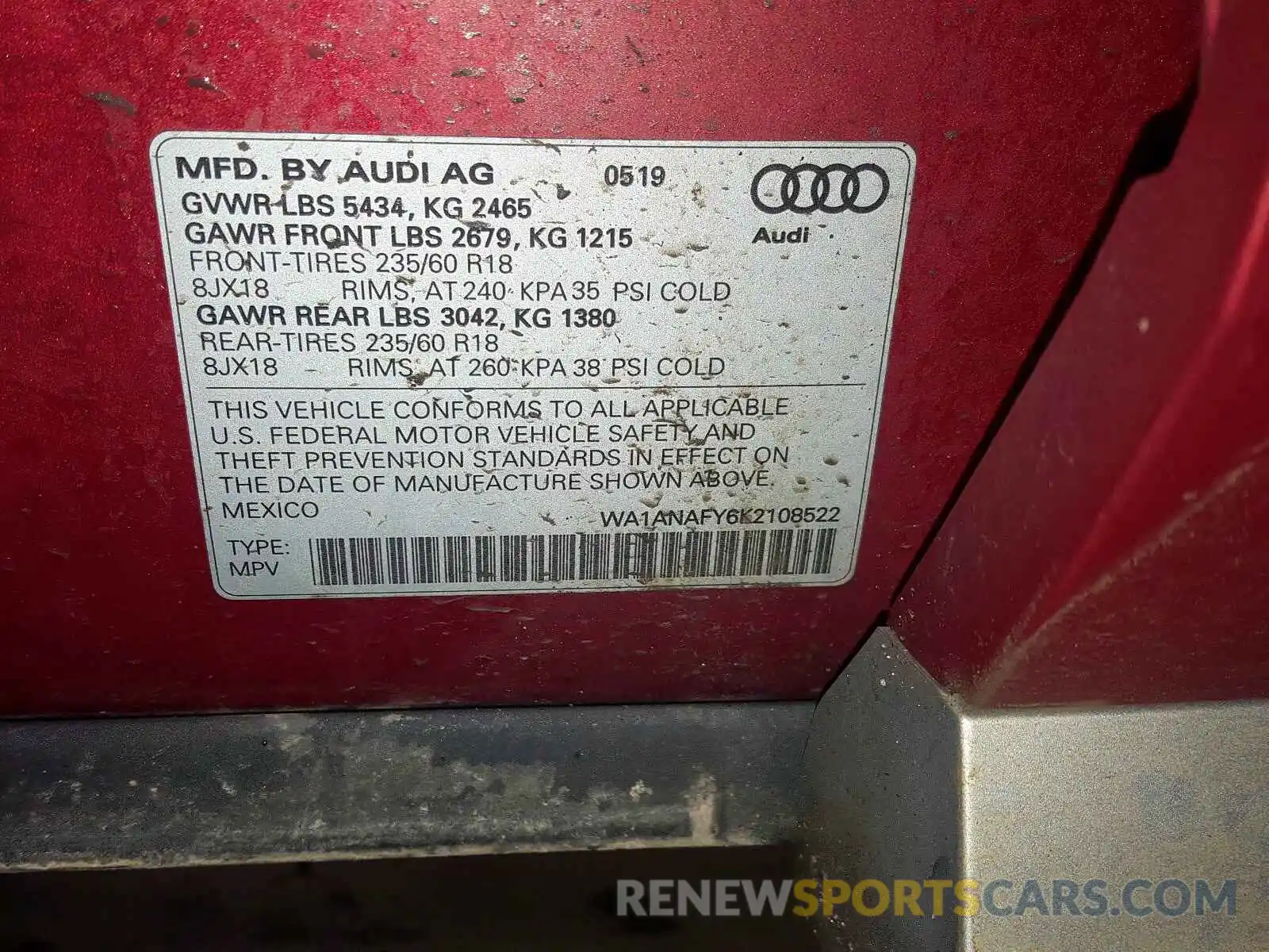 10 Photograph of a damaged car WA1ANAFY6K2108522 AUDI Q5 2019