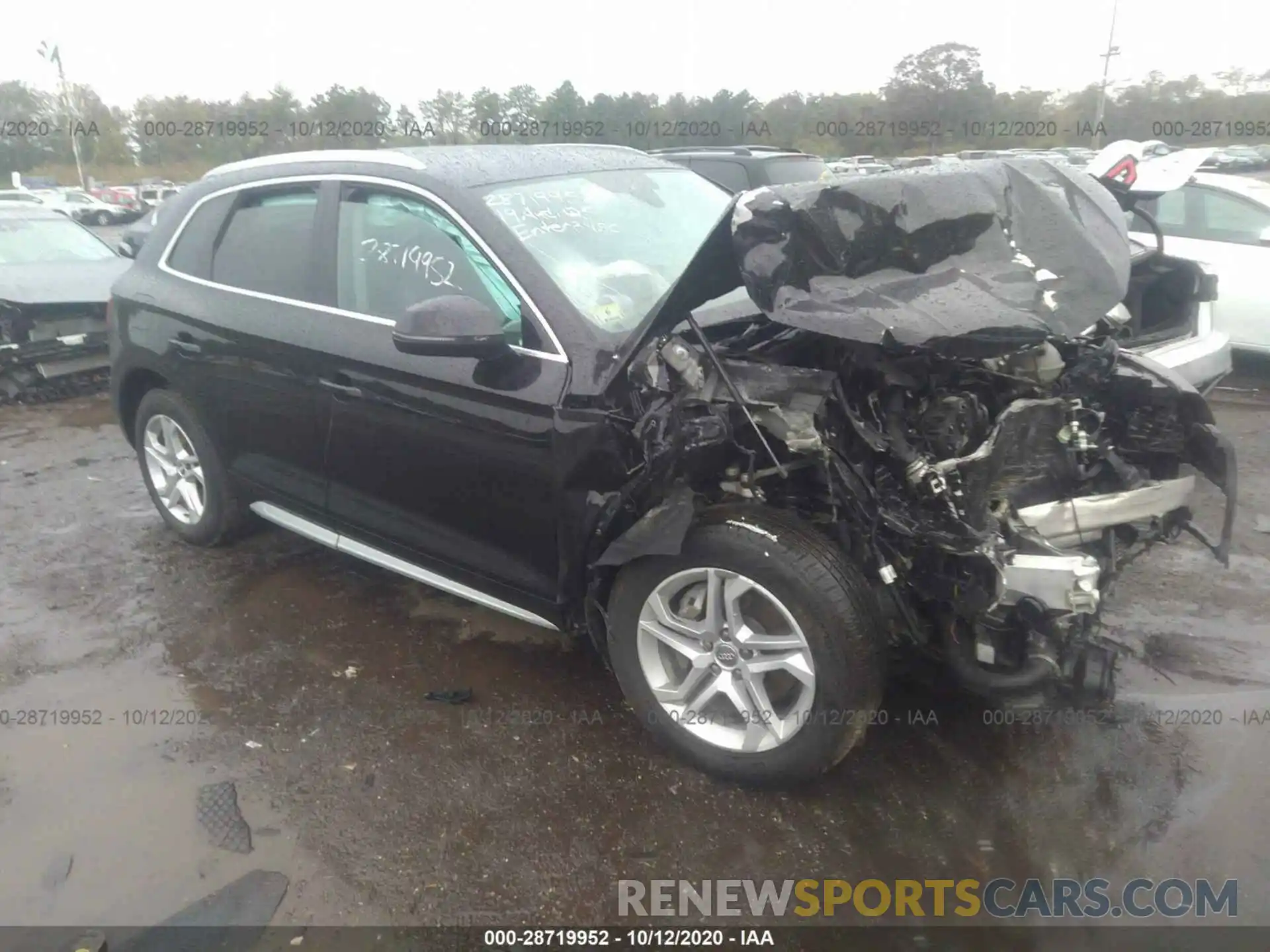 1 Photograph of a damaged car WA1ANAFY6K2109914 AUDI Q5 2019