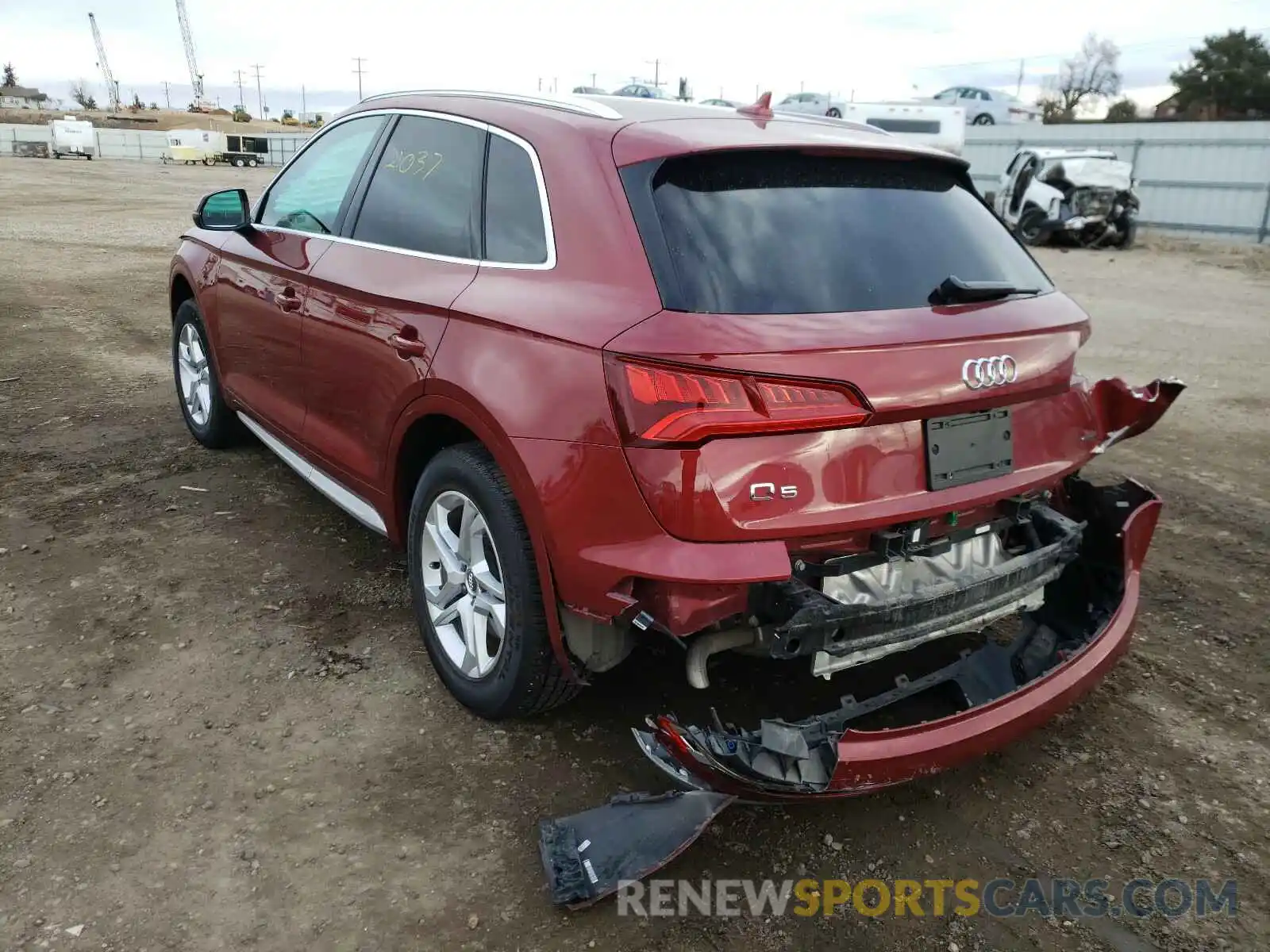 3 Фотография поврежденного автомобиля WA1ANAFY6K2129323 AUDI Q5 2019