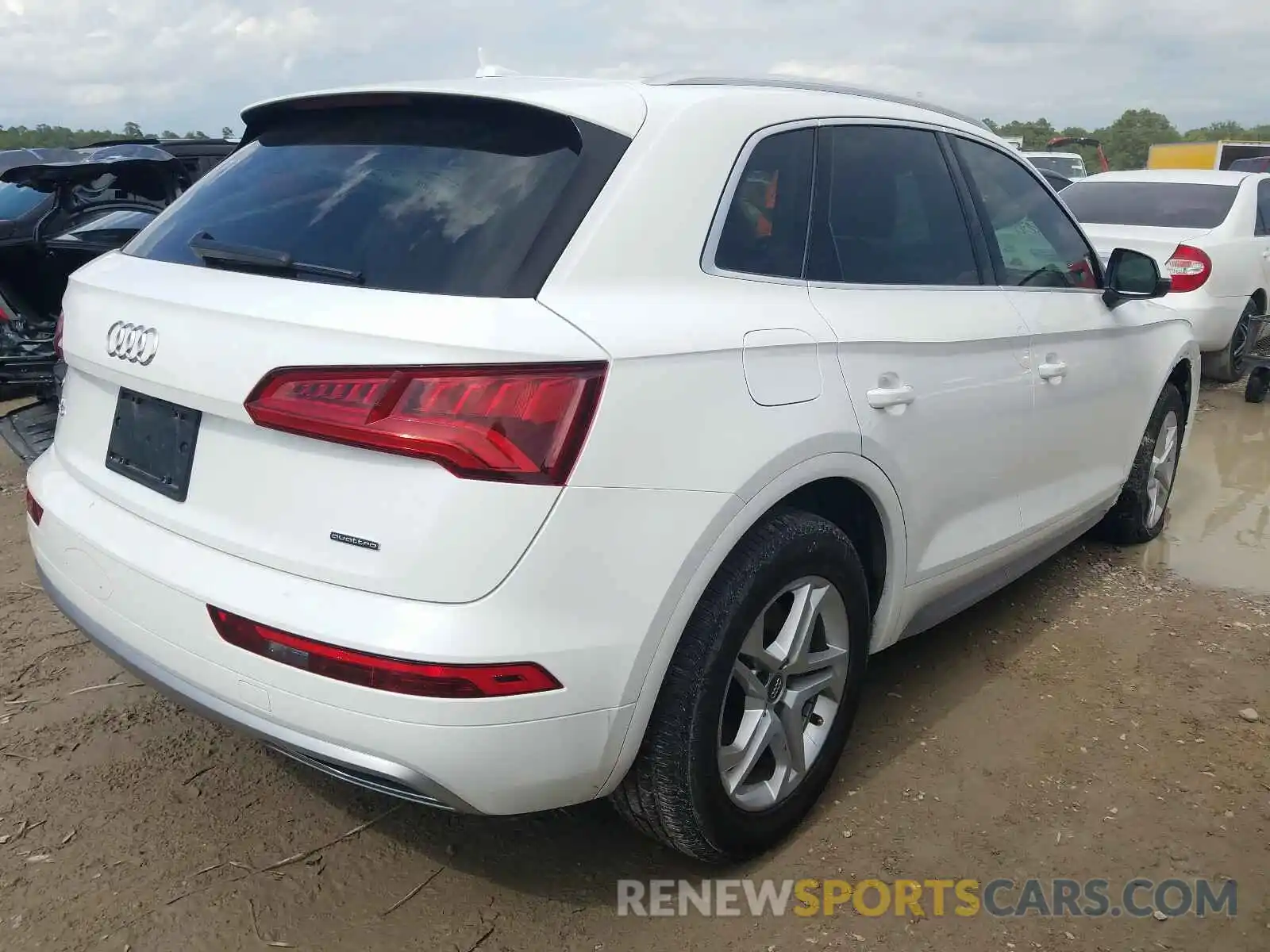 4 Photograph of a damaged car WA1ANAFY6K2144873 AUDI Q5 2019