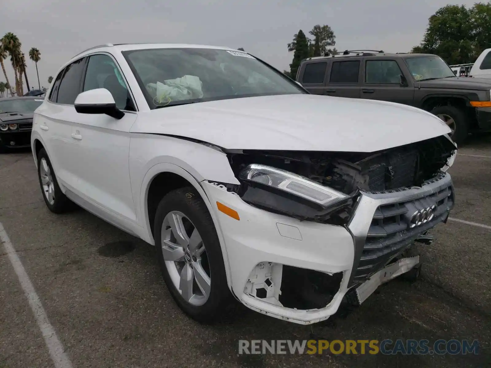 1 Photograph of a damaged car WA1ANAFY7K2035936 AUDI Q5 2019