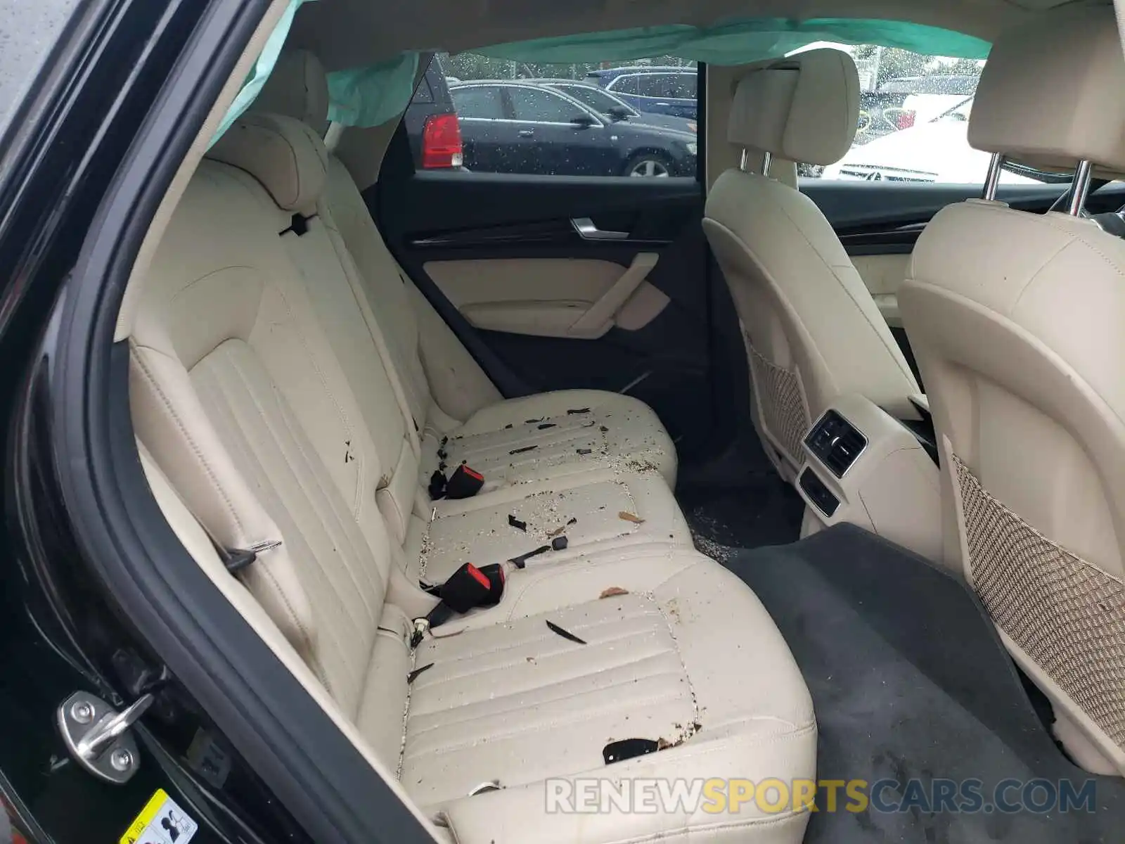 6 Photograph of a damaged car WA1ANAFY7K2037671 AUDI Q5 2019