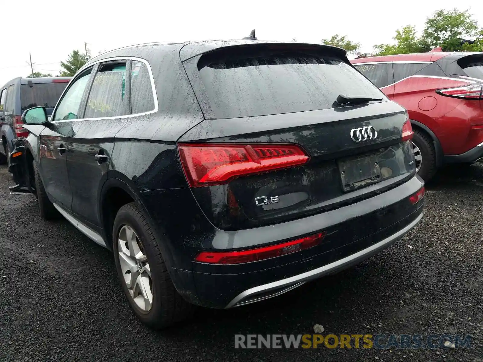 3 Фотография поврежденного автомобиля WA1ANAFY7K2040540 AUDI Q5 2019