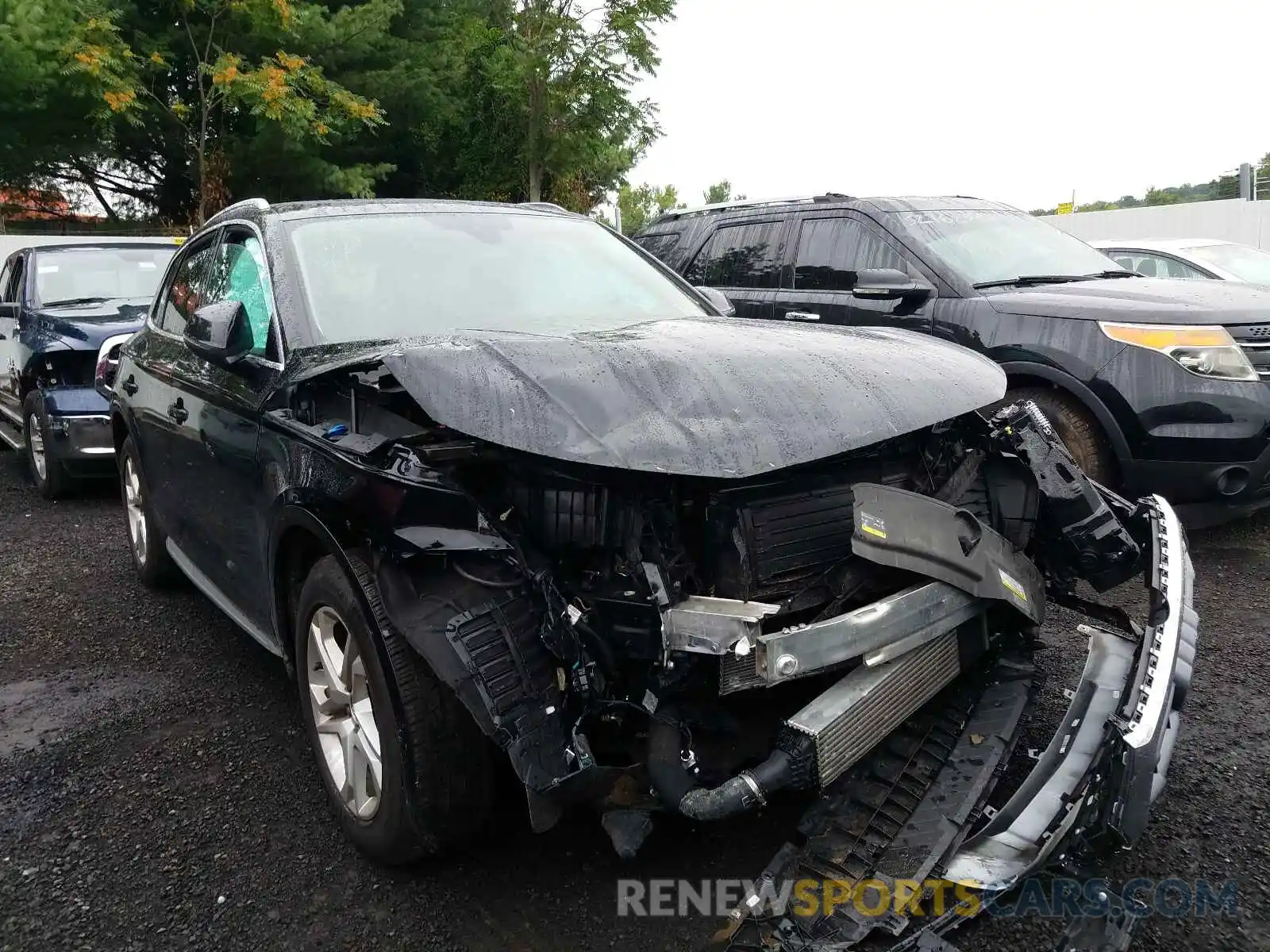 9 Photograph of a damaged car WA1ANAFY7K2040540 AUDI Q5 2019