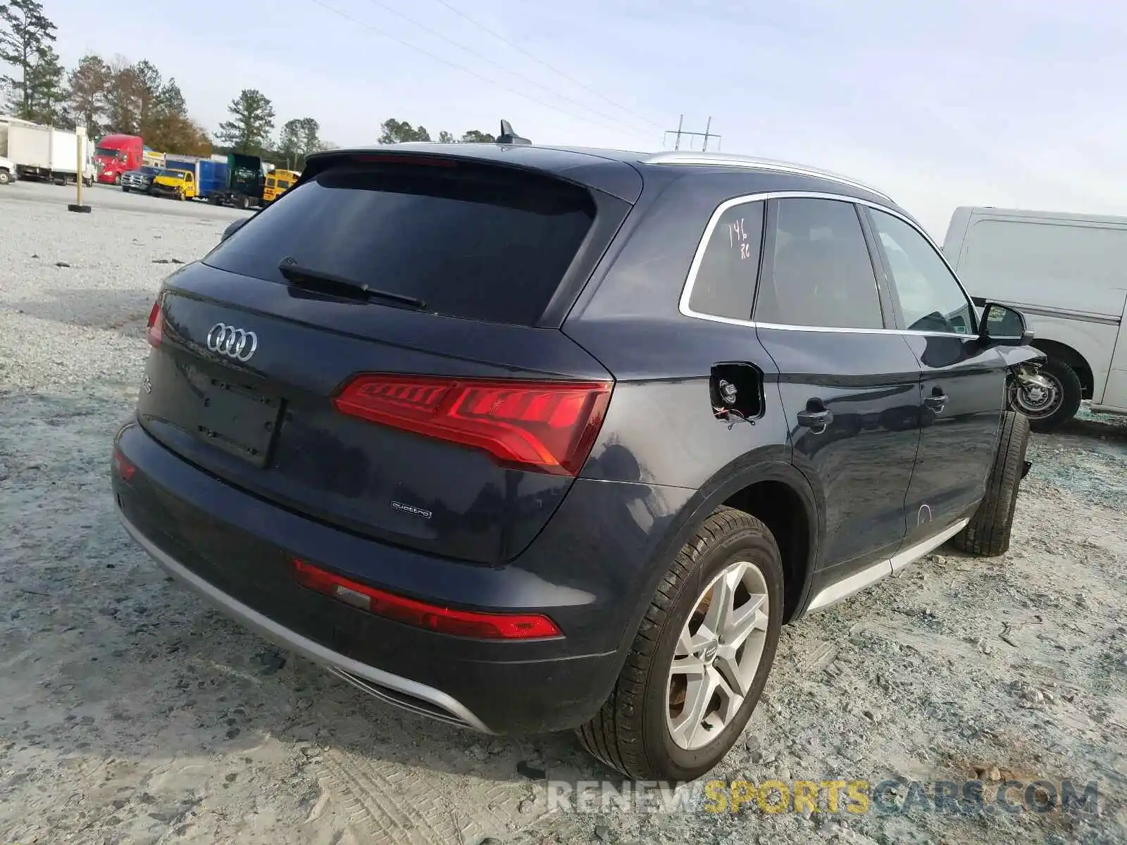 4 Photograph of a damaged car WA1ANAFY7K2047570 AUDI Q5 2019