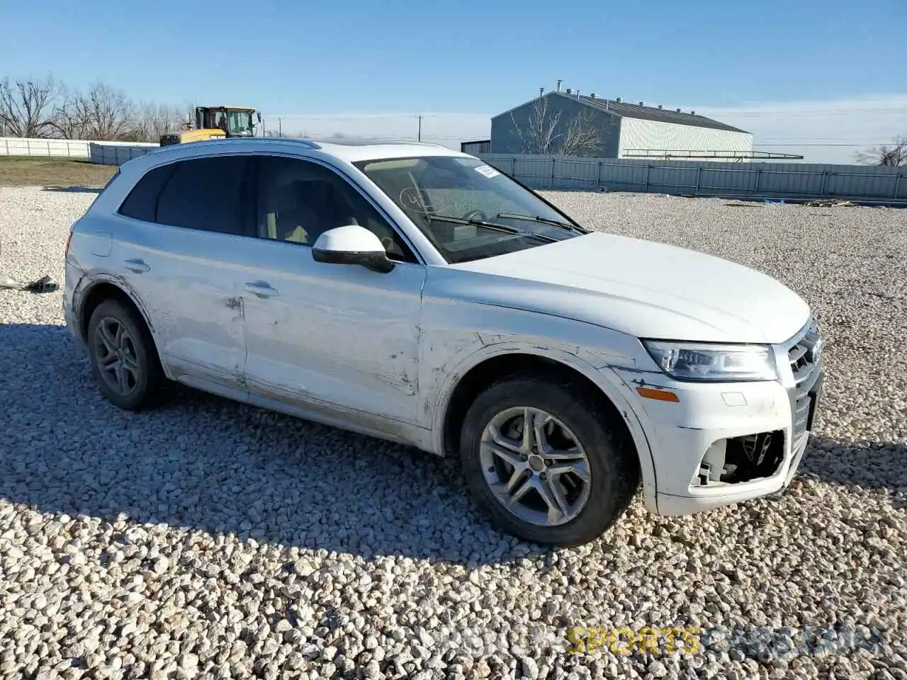 4 Photograph of a damaged car WA1ANAFY7K2067978 AUDI Q5 2019