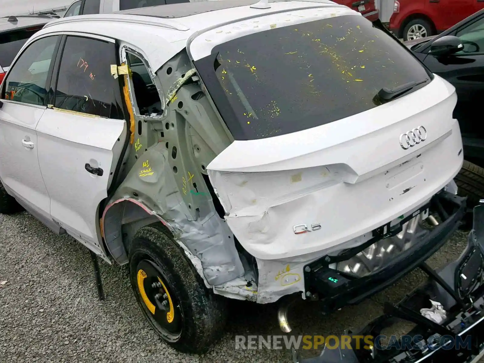 9 Photograph of a damaged car WA1ANAFY7K2116676 AUDI Q5 2019