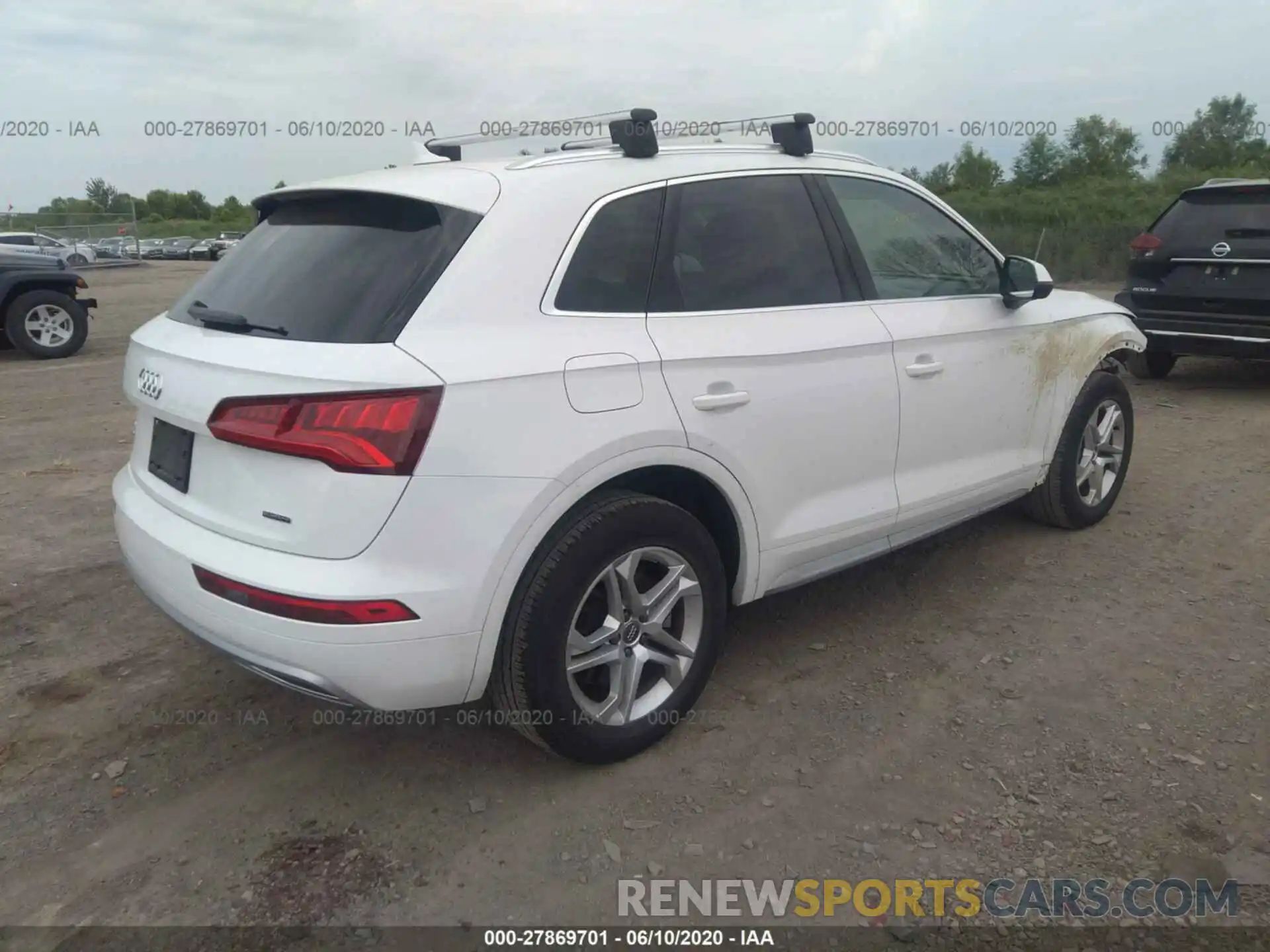 4 Photograph of a damaged car WA1ANAFY7K2123966 AUDI Q5 2019