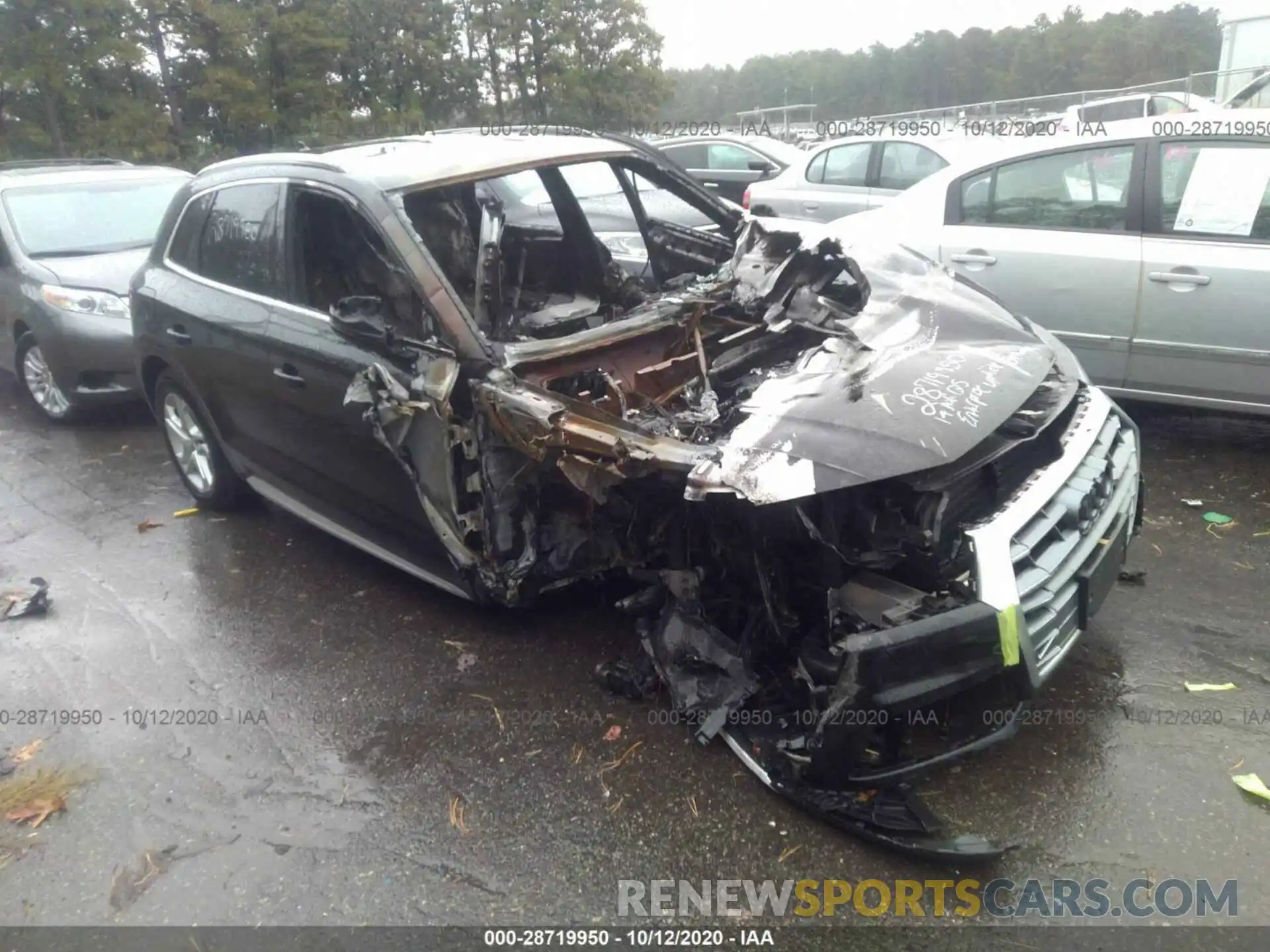 1 Photograph of a damaged car WA1ANAFY7K2126866 AUDI Q5 2019