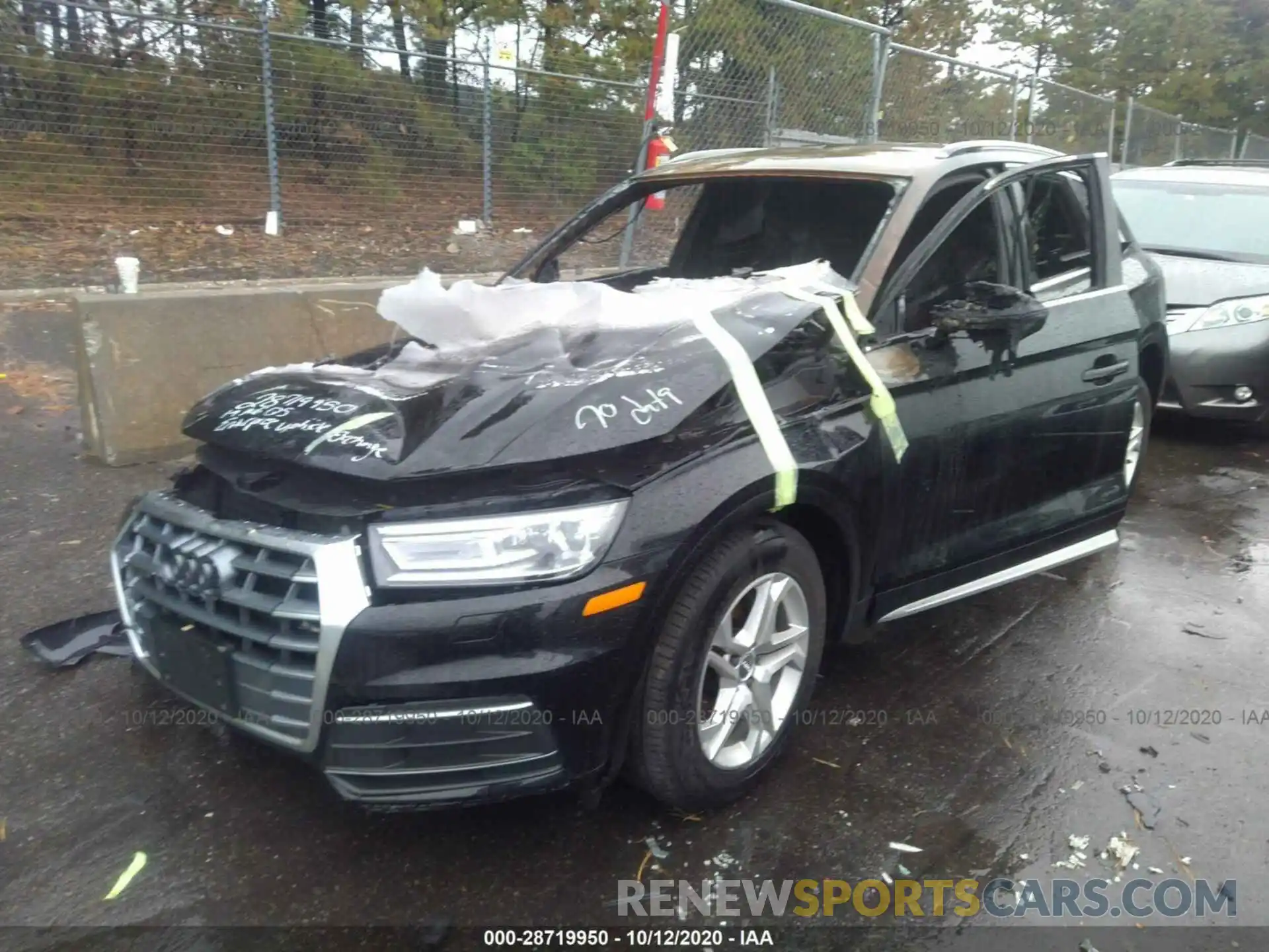 2 Photograph of a damaged car WA1ANAFY7K2126866 AUDI Q5 2019