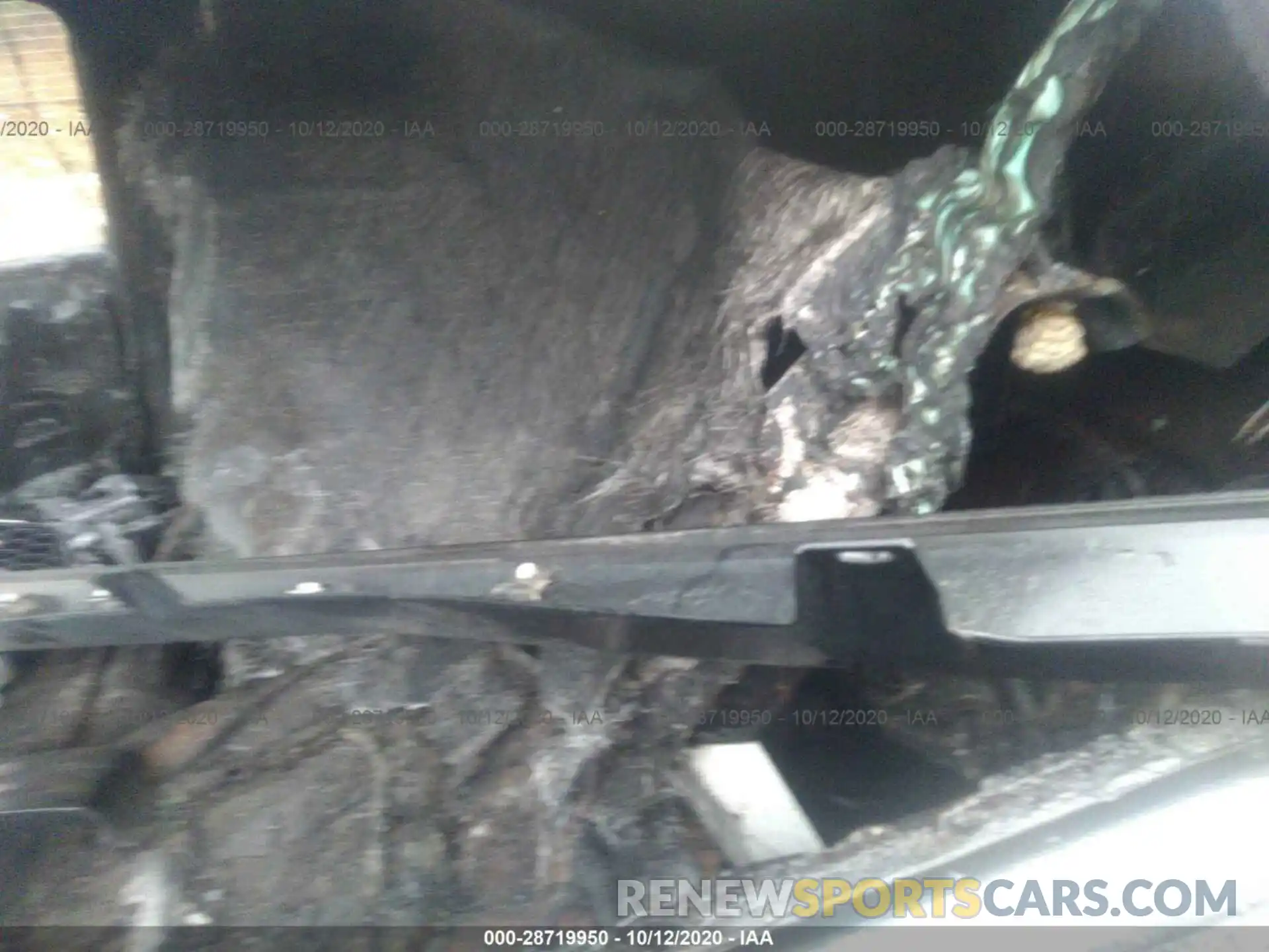 8 Photograph of a damaged car WA1ANAFY7K2126866 AUDI Q5 2019