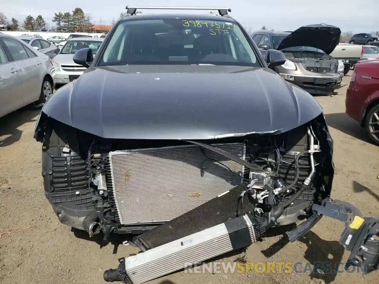 9 Photograph of a damaged car WA1ANAFY7K2137284 AUDI Q5 2019