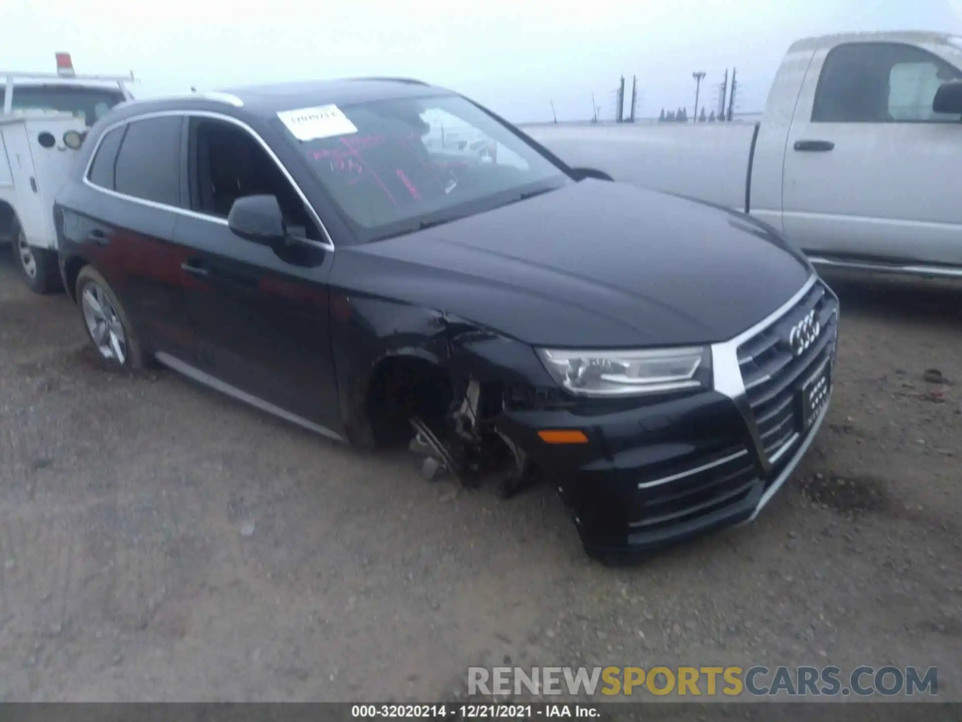 1 Photograph of a damaged car WA1ANAFY8K2050090 AUDI Q5 2019