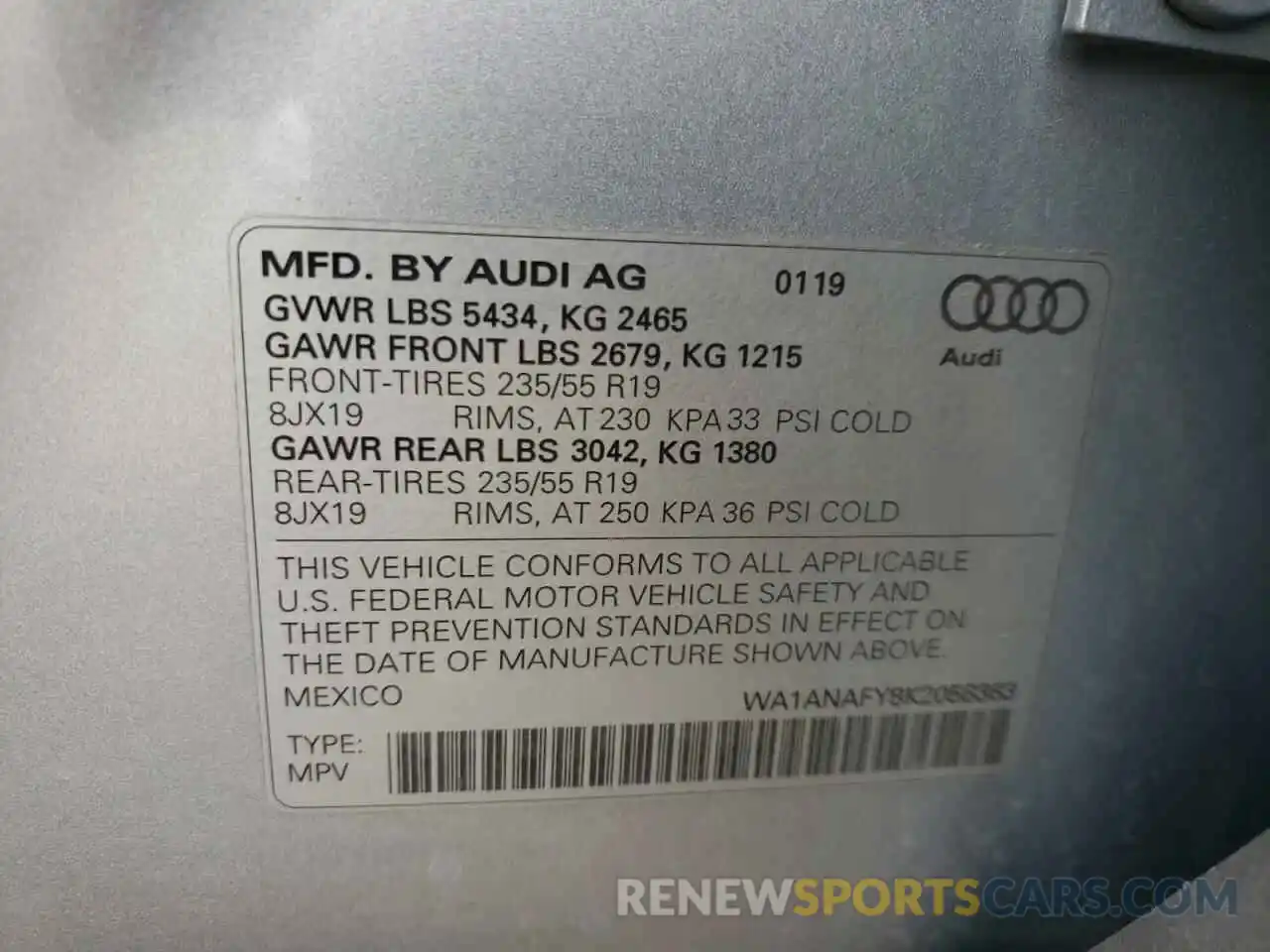 10 Photograph of a damaged car WA1ANAFY8K2058383 AUDI Q5 2019