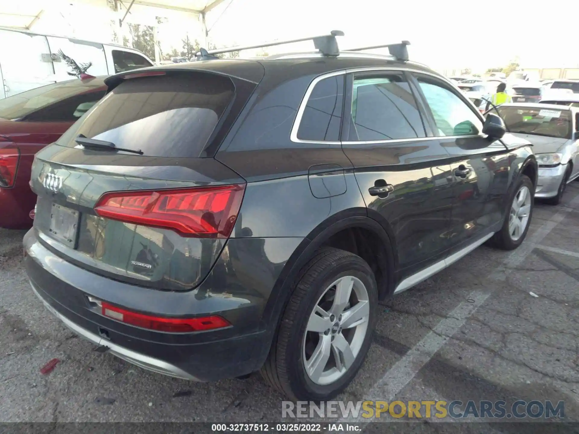 4 Фотография поврежденного автомобиля WA1ANAFY8K2059825 AUDI Q5 2019