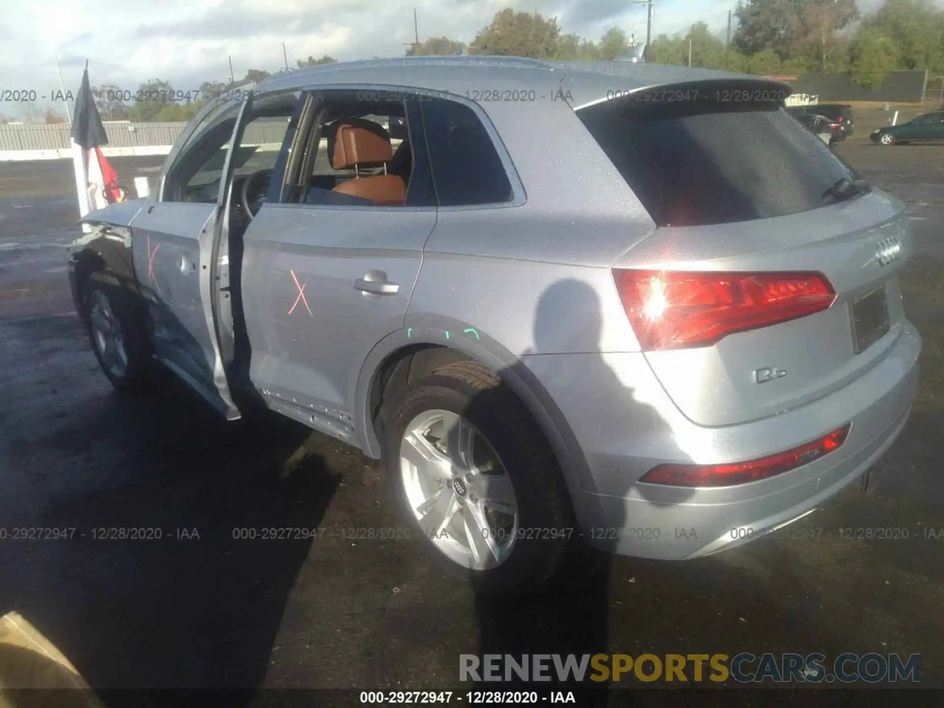 3 Photograph of a damaged car WA1ANAFY8K2072249 AUDI Q5 2019