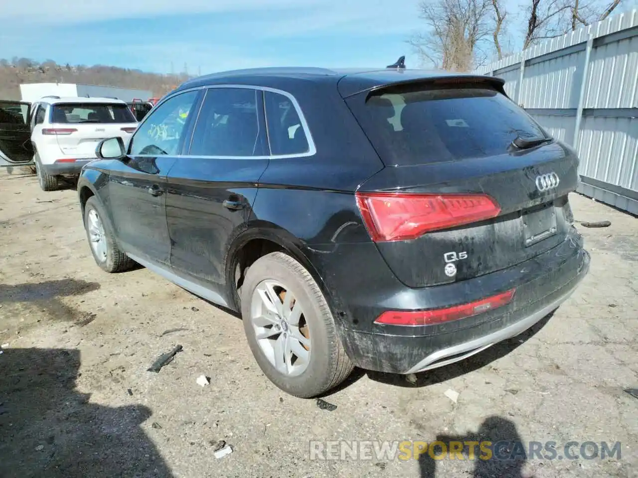 3 Photograph of a damaged car WA1ANAFY8K2088712 AUDI Q5 2019