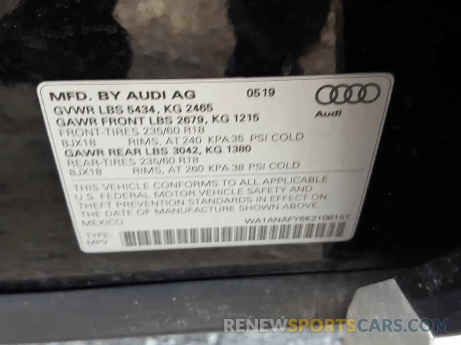 10 Photograph of a damaged car WA1ANAFY8K2108151 AUDI Q5 2019