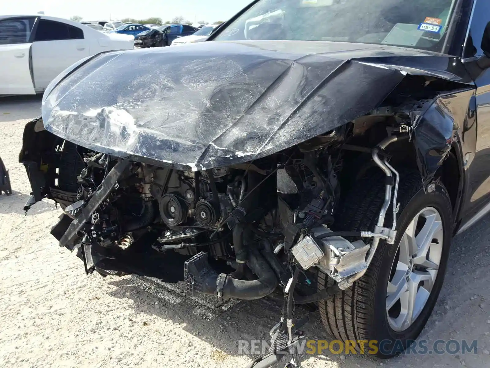 9 Photograph of a damaged car WA1ANAFY8K2108151 AUDI Q5 2019