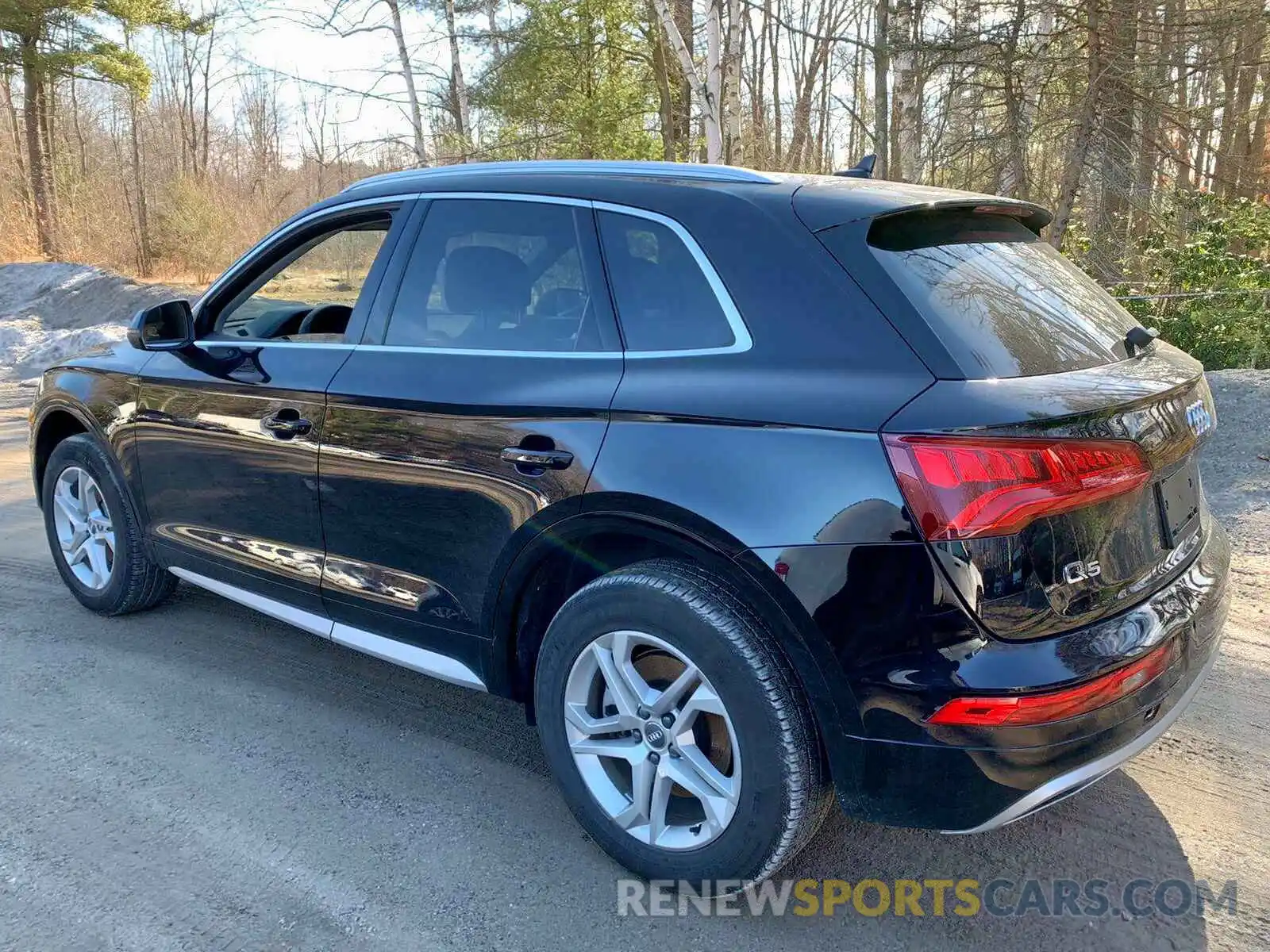 6 Photograph of a damaged car WA1ANAFY8K2121627 AUDI Q5 2019