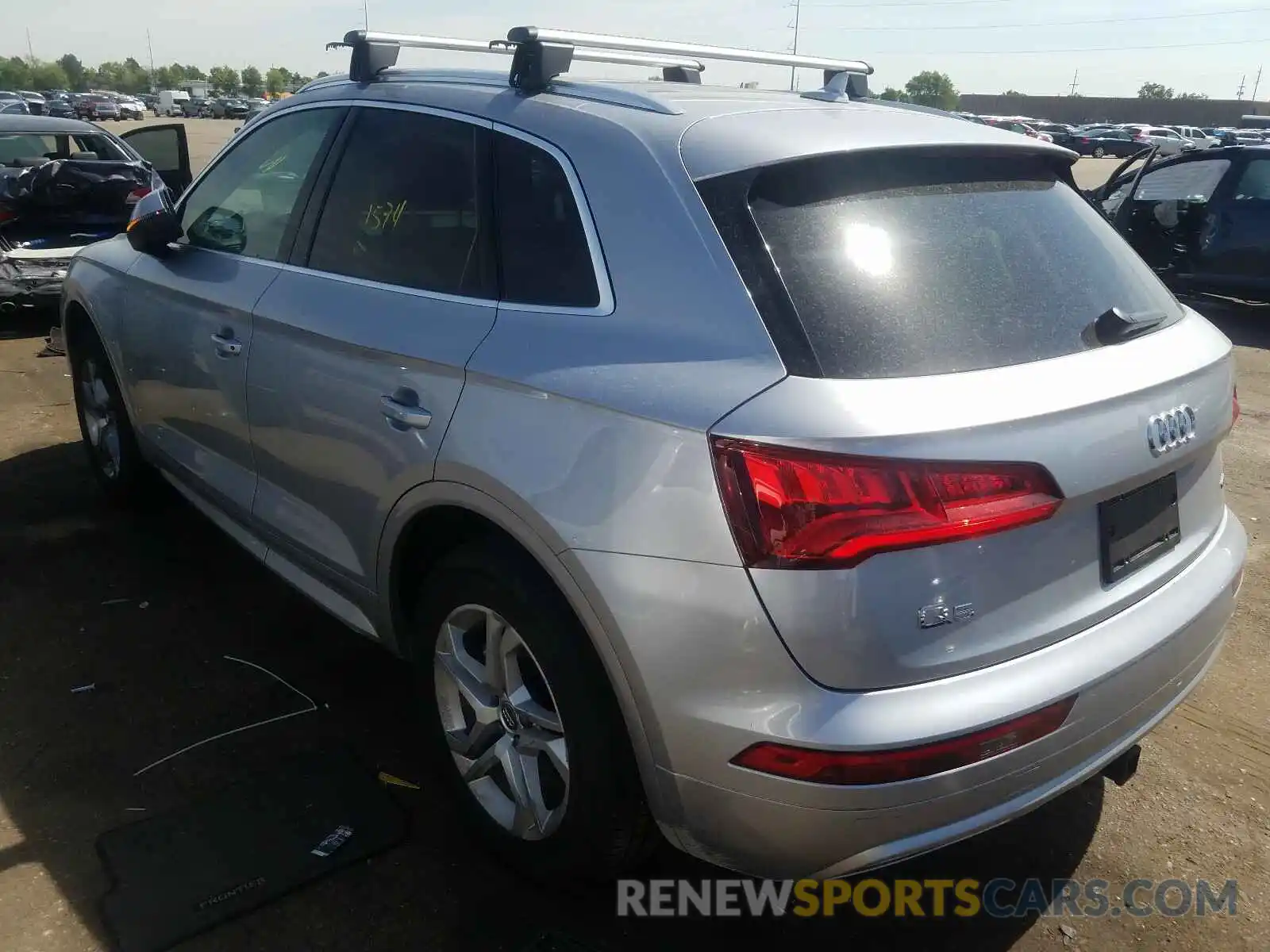 3 Photograph of a damaged car WA1ANAFY8K2127718 AUDI Q5 2019