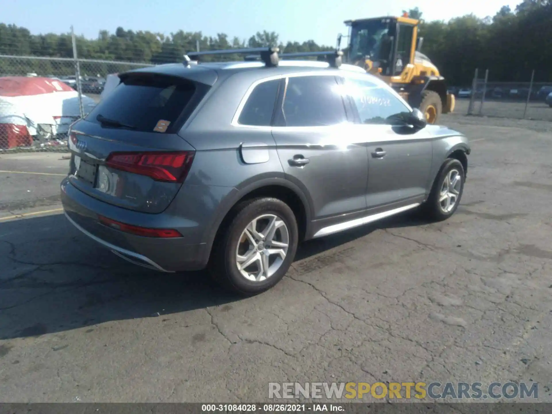 4 Photograph of a damaged car WA1ANAFY8K2127735 AUDI Q5 2019