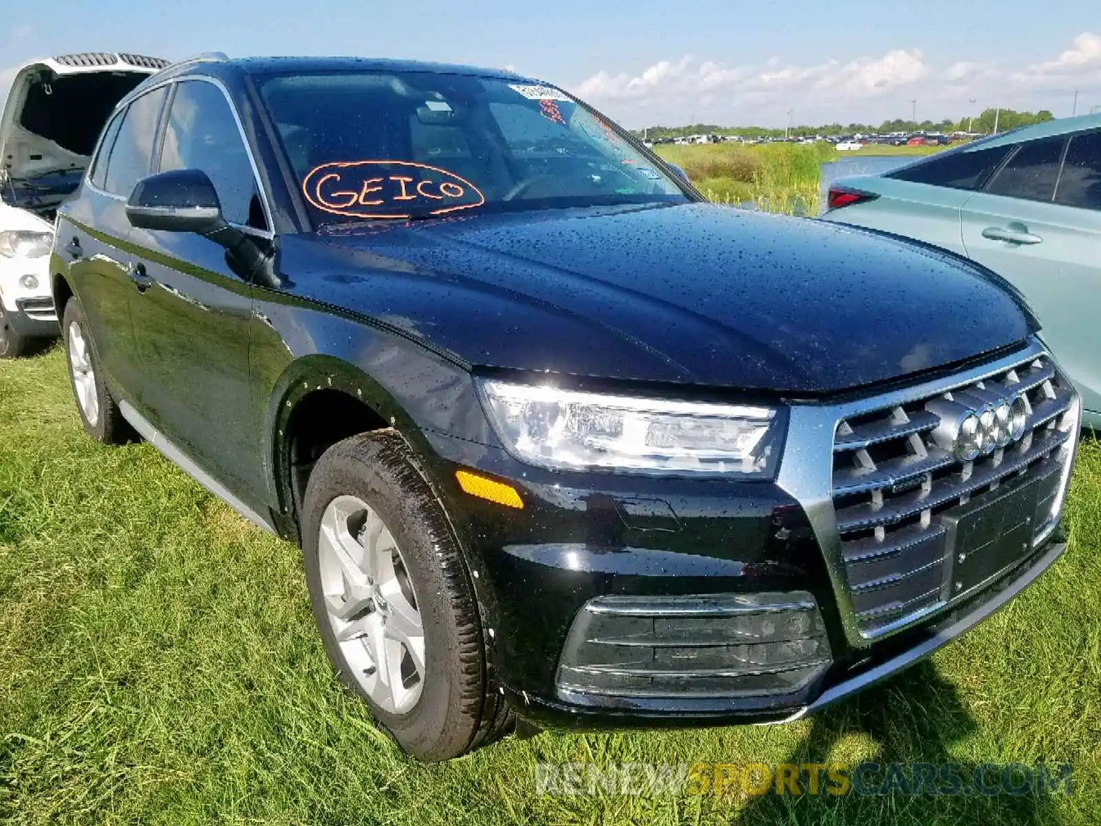 1 Photograph of a damaged car WA1ANAFY8K2130666 AUDI Q5 2019