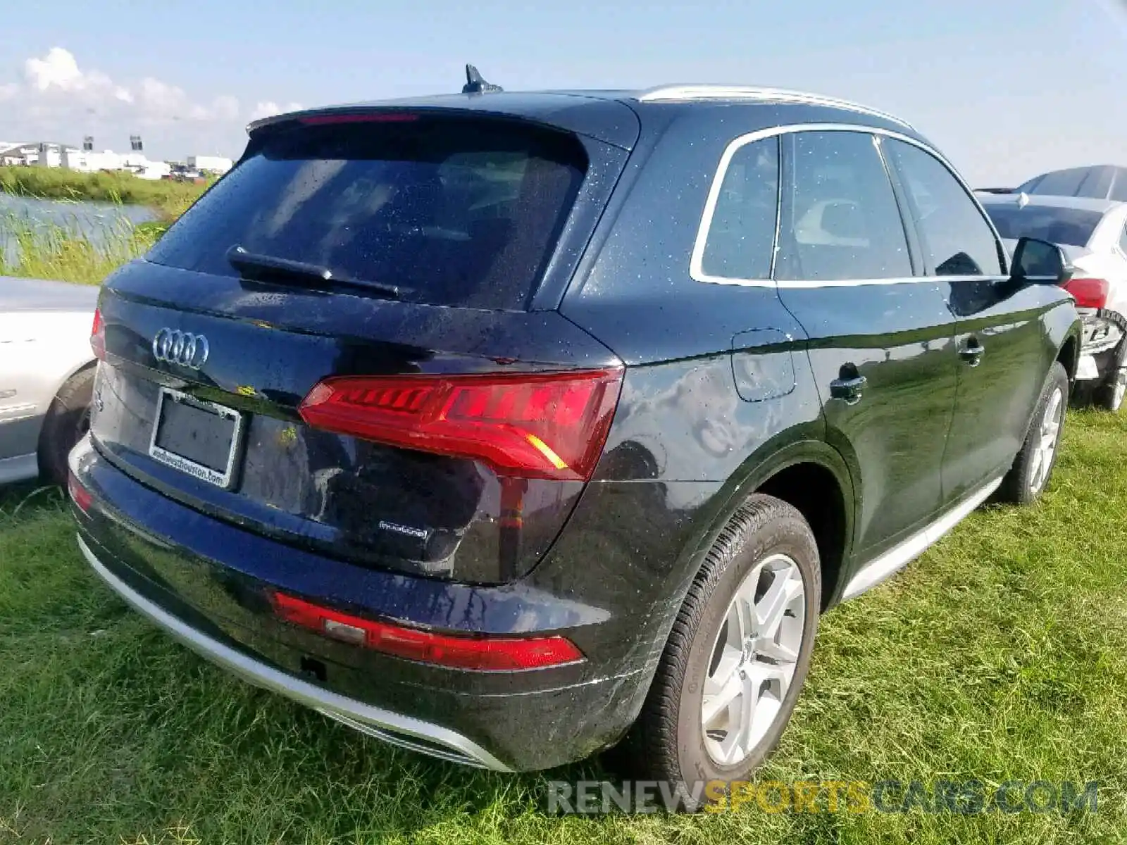 4 Фотография поврежденного автомобиля WA1ANAFY8K2130666 AUDI Q5 2019