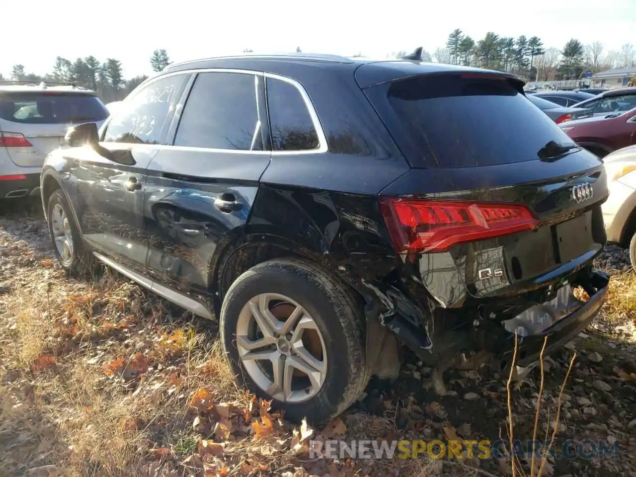 3 Photograph of a damaged car WA1ANAFY9K2028843 AUDI Q5 2019