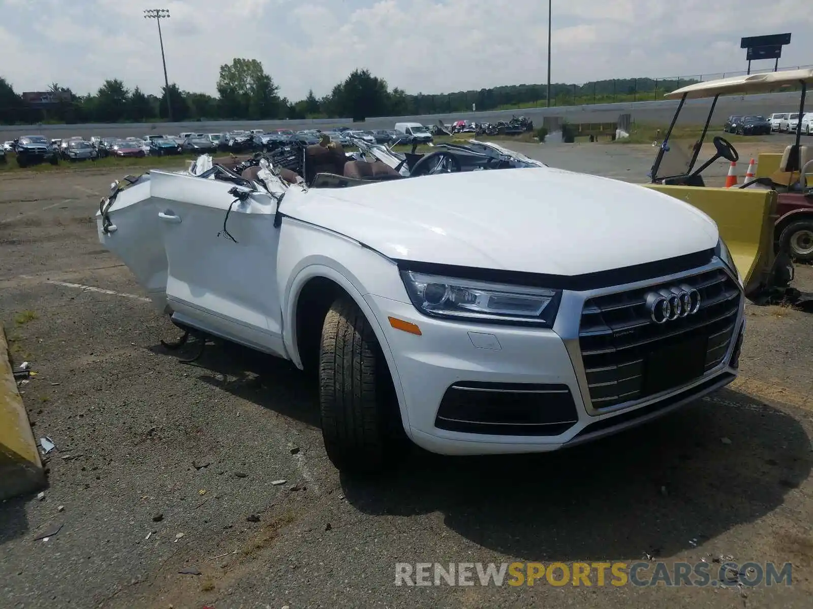 1 Photograph of a damaged car WA1ANAFY9K2047733 AUDI Q5 2019