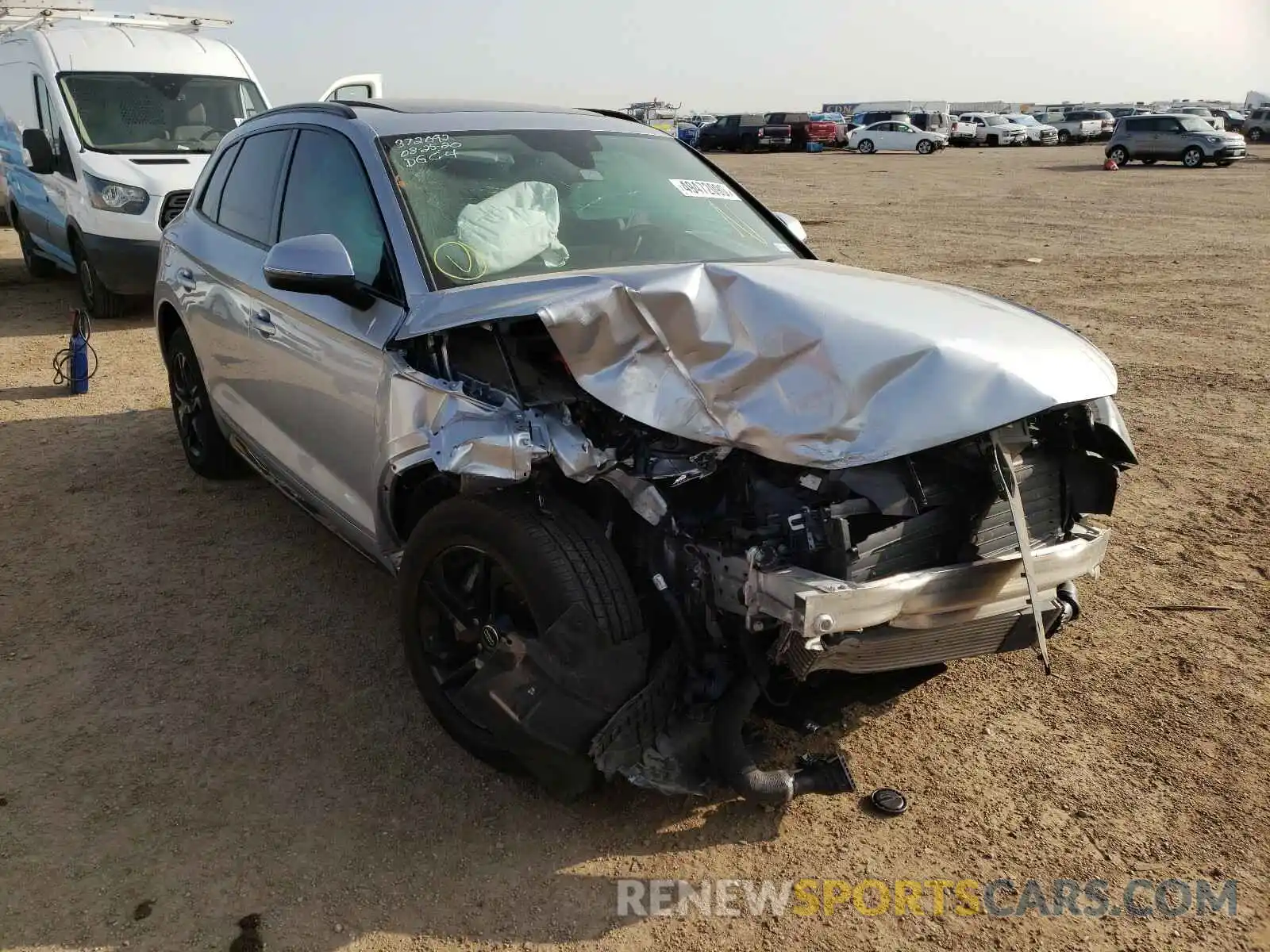 1 Photograph of a damaged car WA1ANAFY9K2072986 AUDI Q5 2019