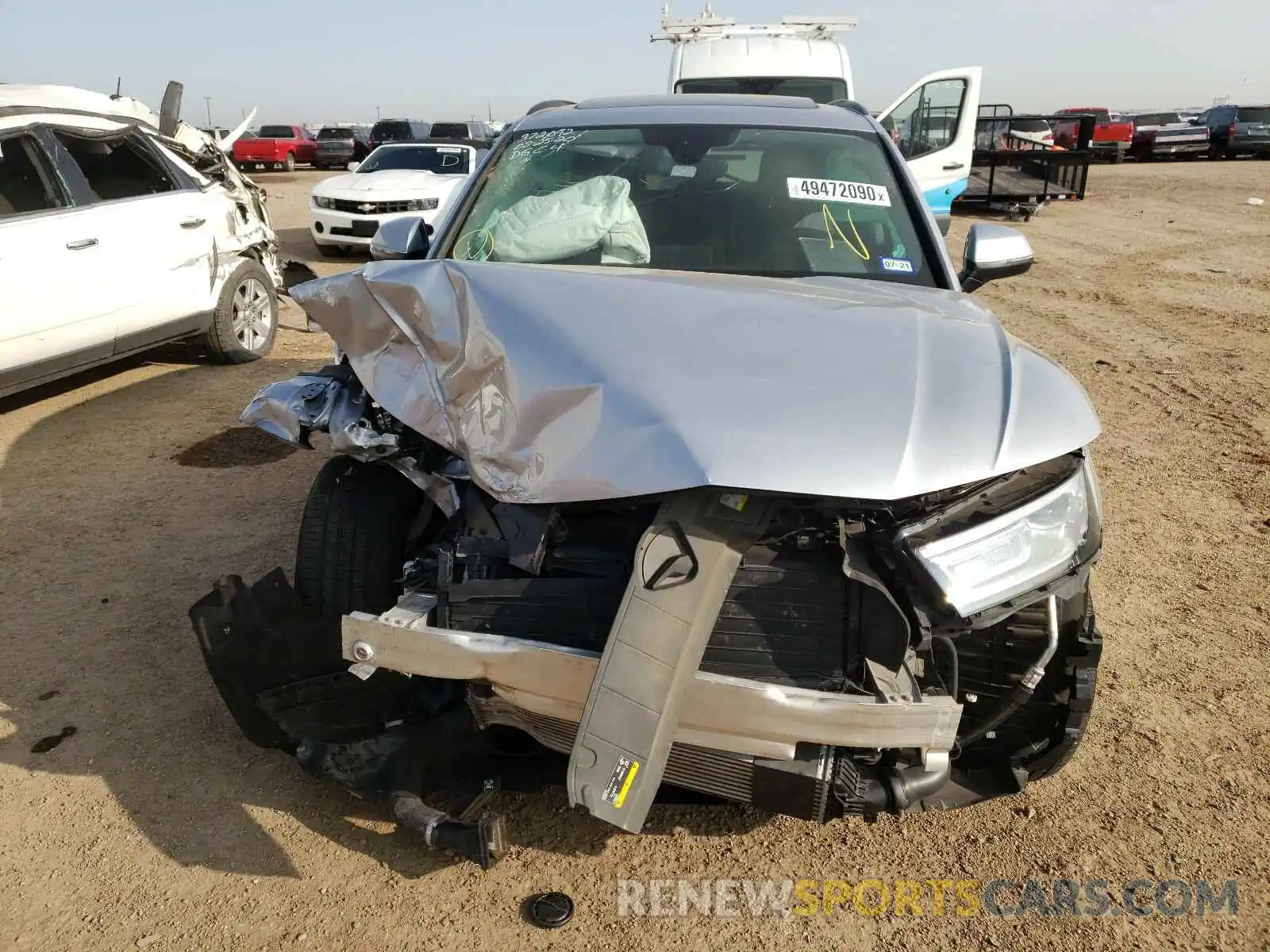 9 Photograph of a damaged car WA1ANAFY9K2072986 AUDI Q5 2019