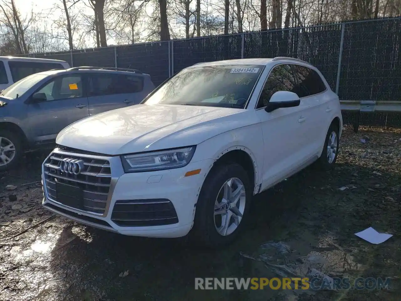 2 Photograph of a damaged car WA1ANAFY9K2077606 AUDI Q5 2019