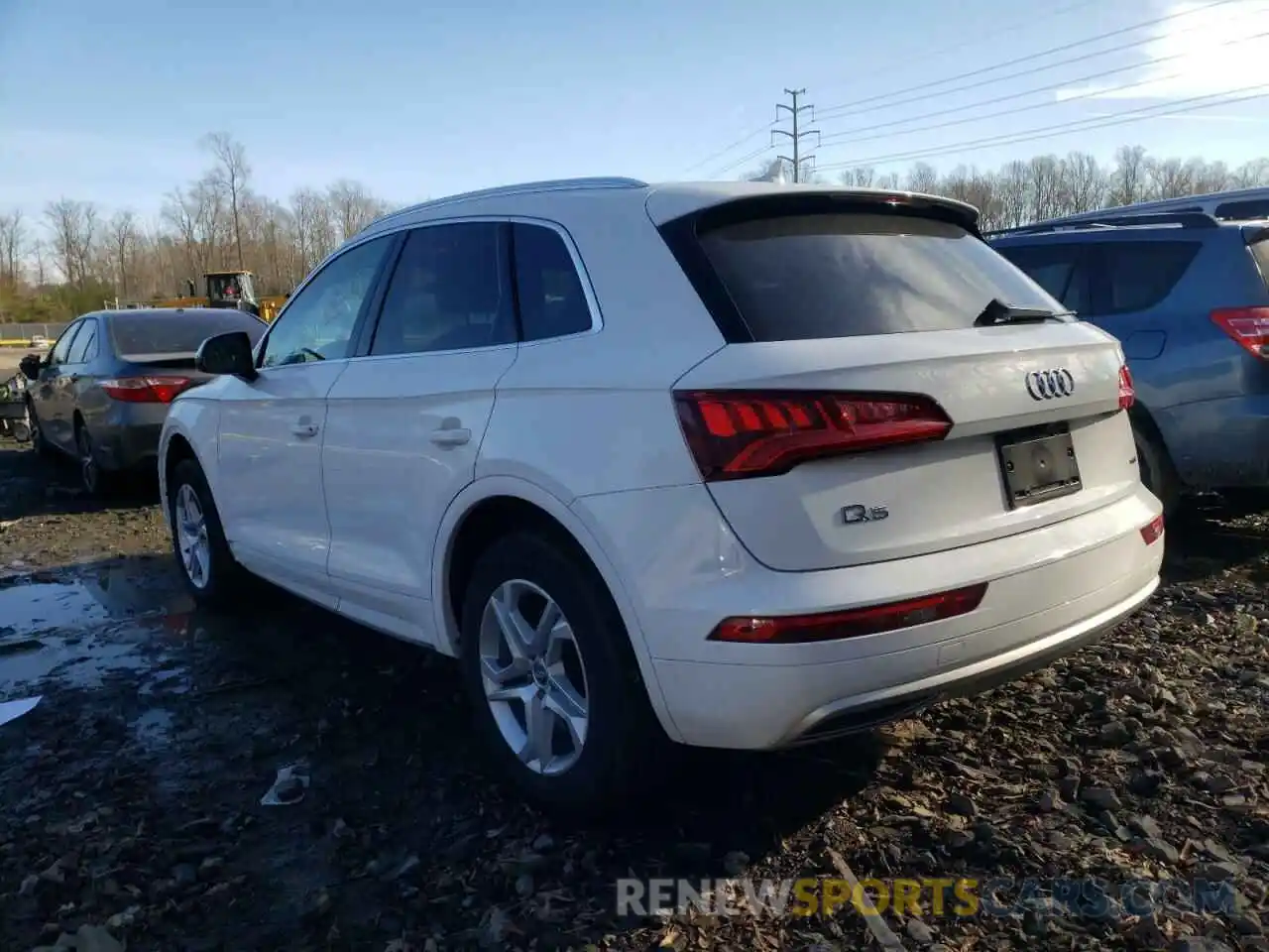 3 Фотография поврежденного автомобиля WA1ANAFY9K2077606 AUDI Q5 2019