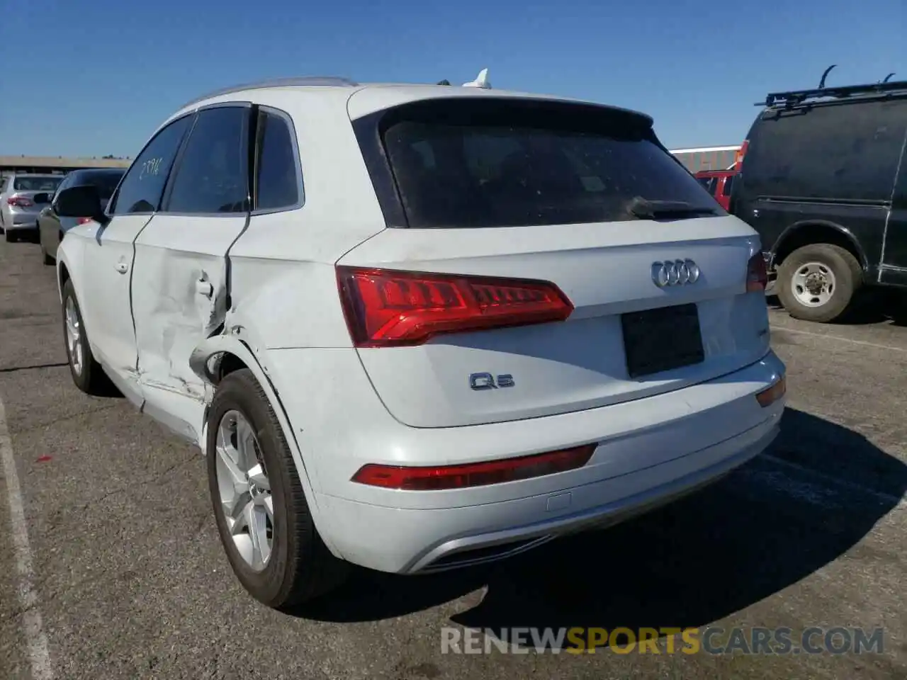 3 Photograph of a damaged car WA1ANAFY9K2078755 AUDI Q5 2019