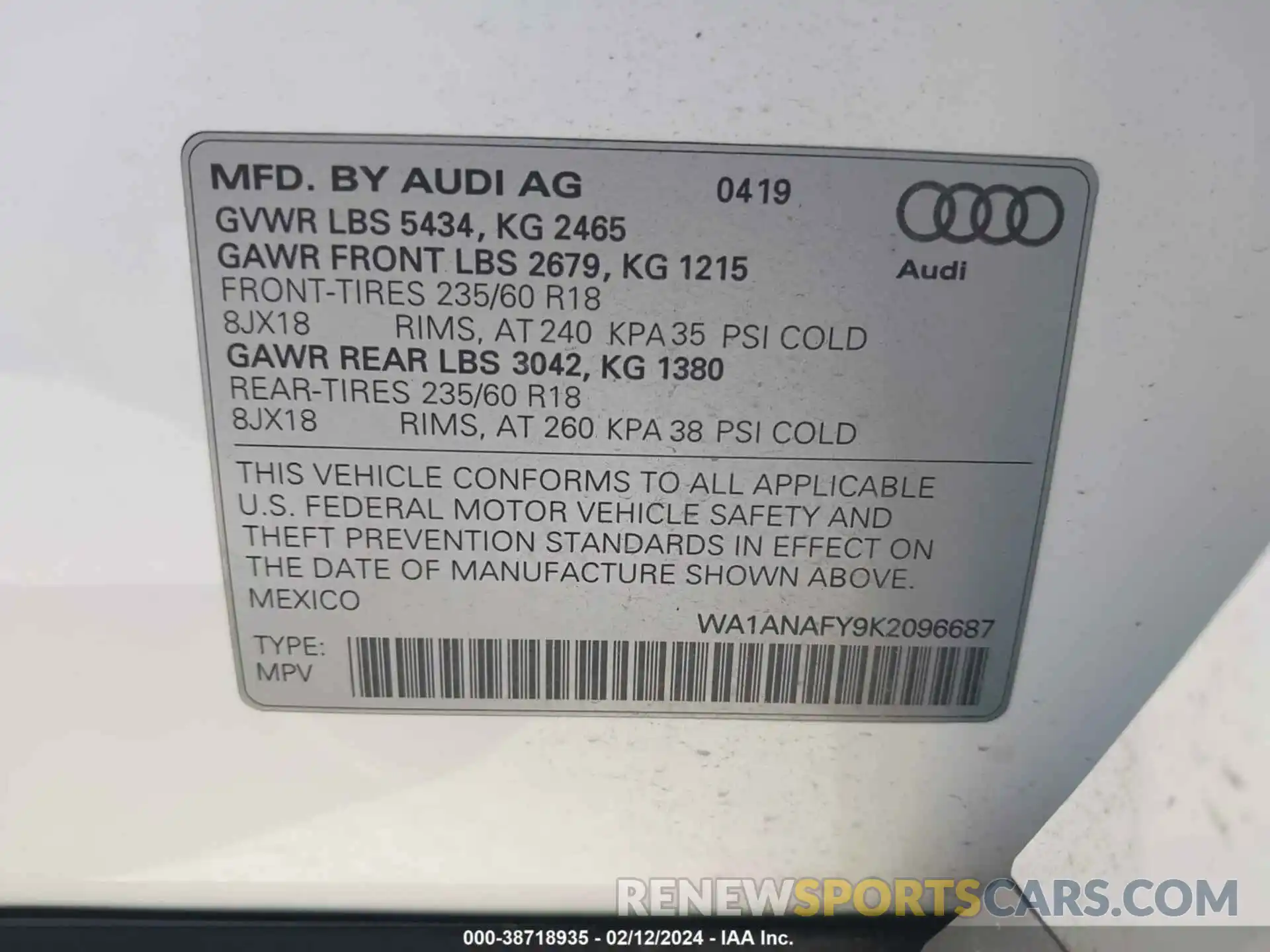 9 Photograph of a damaged car WA1ANAFY9K2096687 AUDI Q5 2019