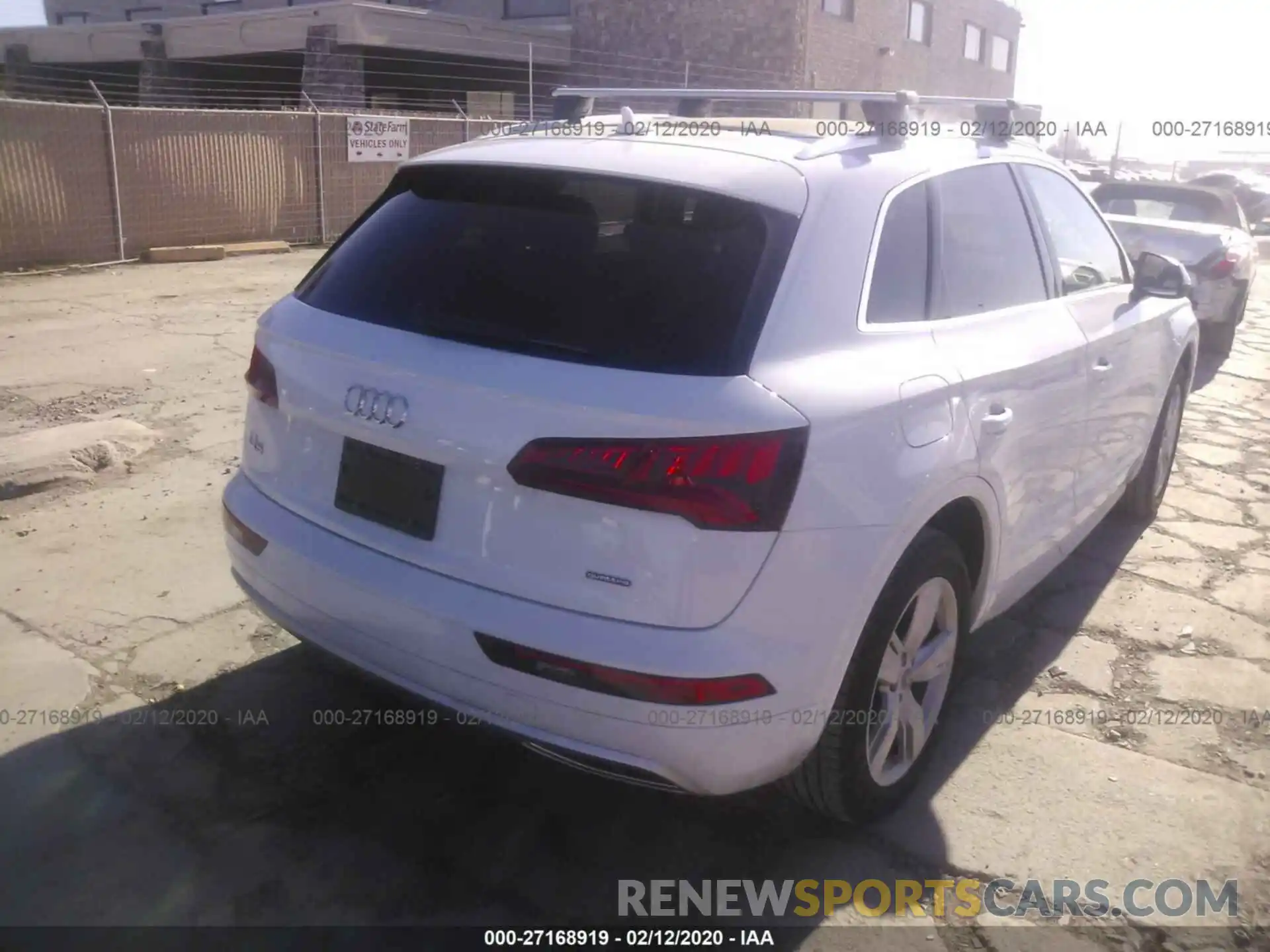 4 Фотография поврежденного автомобиля WA1ANAFY9K2103556 AUDI Q5 2019