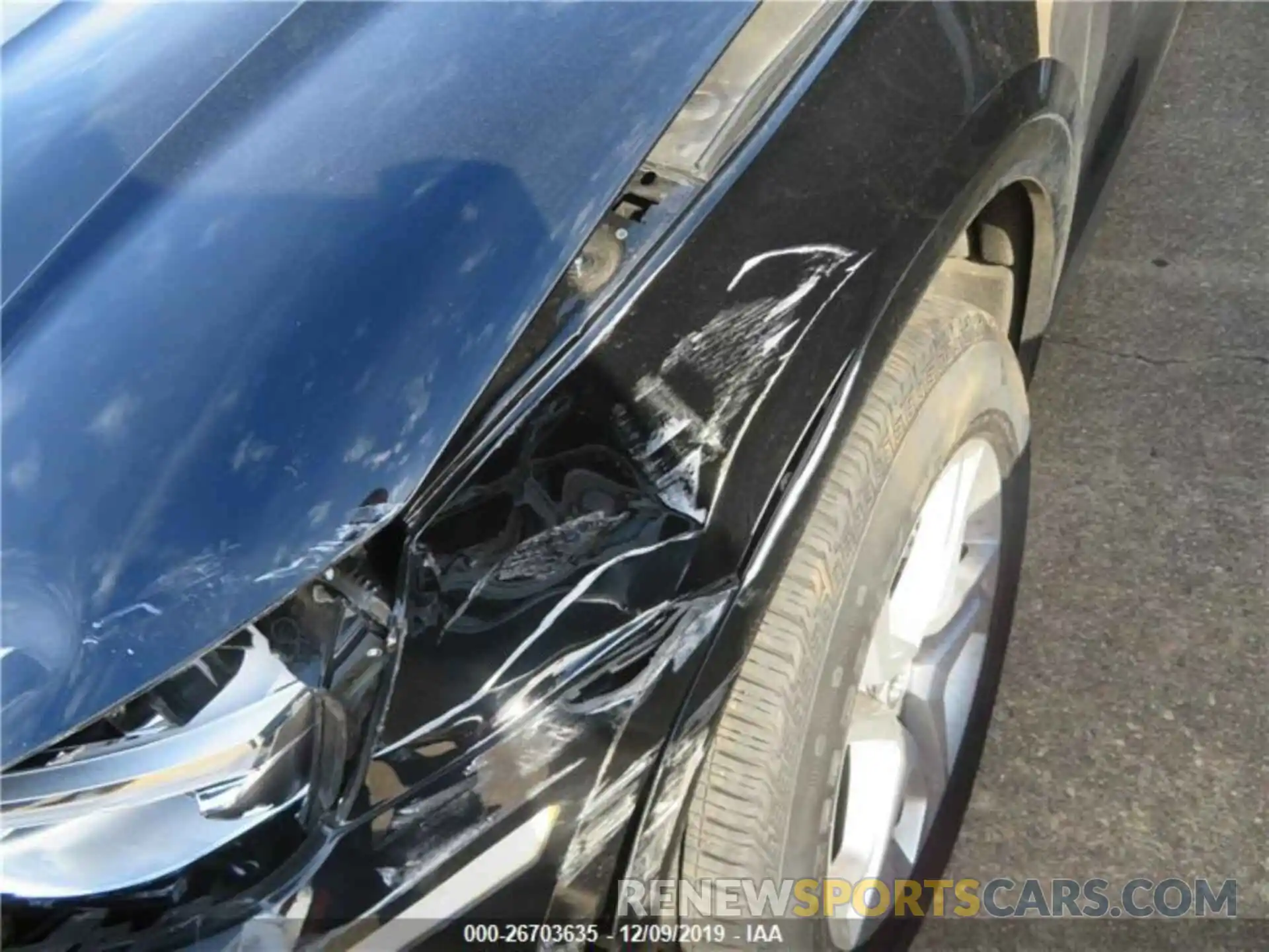 9 Photograph of a damaged car WA1ANAFY9K2108577 AUDI Q5 2019