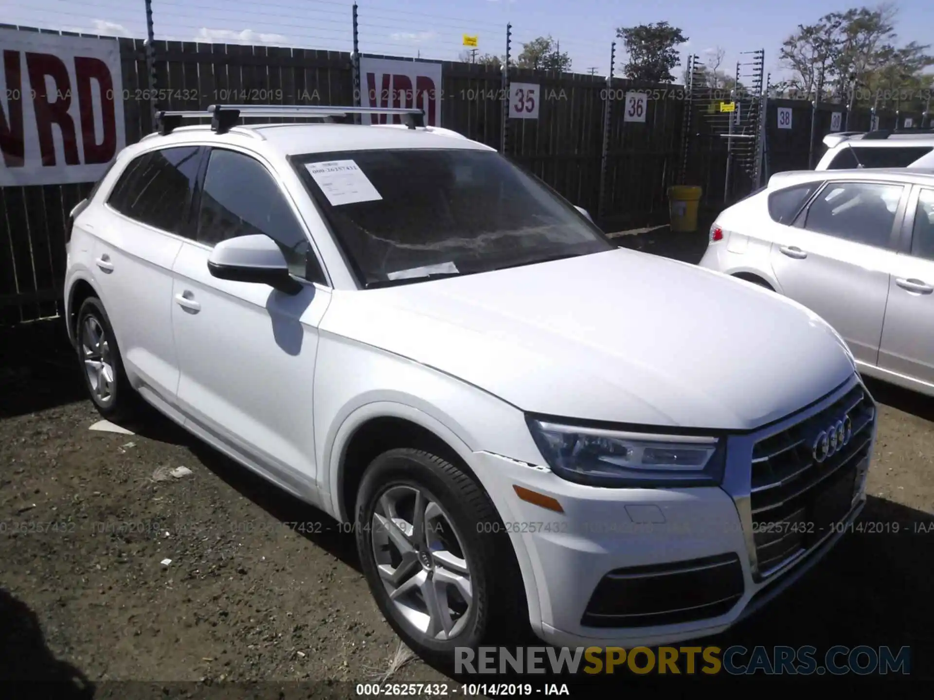 1 Photograph of a damaged car WA1ANAFY9K2111771 AUDI Q5 2019