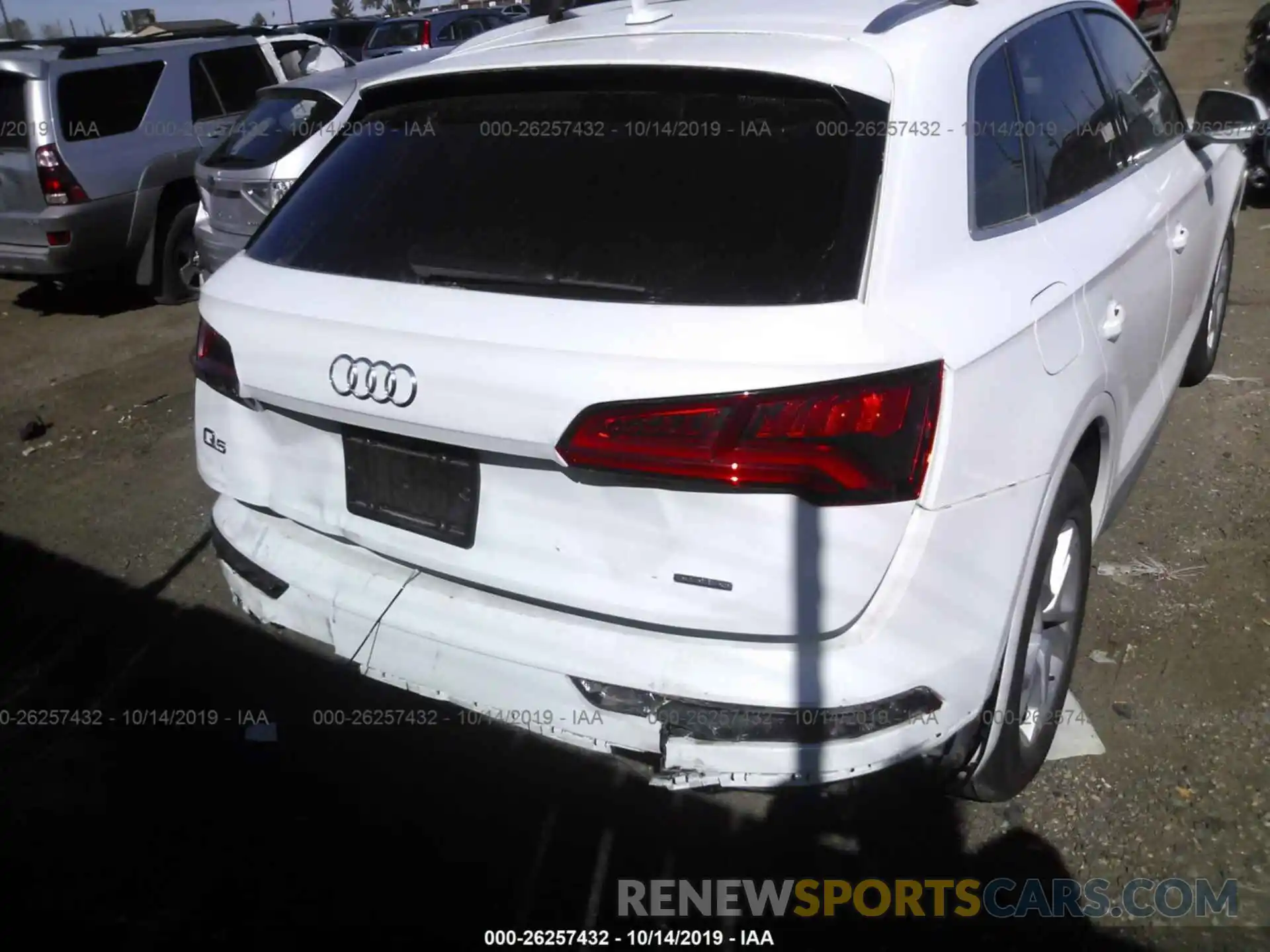 6 Photograph of a damaged car WA1ANAFY9K2111771 AUDI Q5 2019