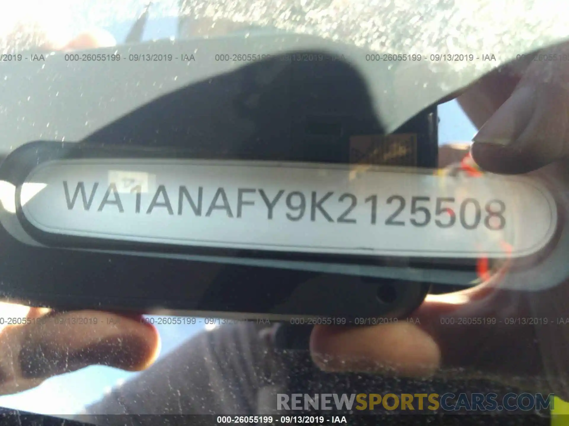 9 Photograph of a damaged car WA1ANAFY9K2125508 AUDI Q5 2019