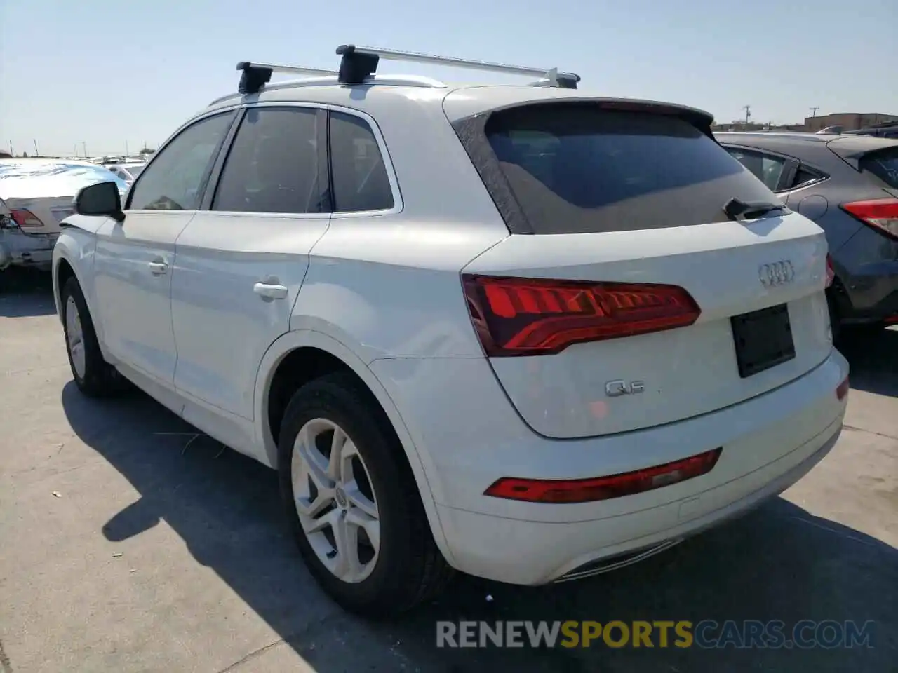 3 Фотография поврежденного автомобиля WA1ANAFY9K2127341 AUDI Q5 2019