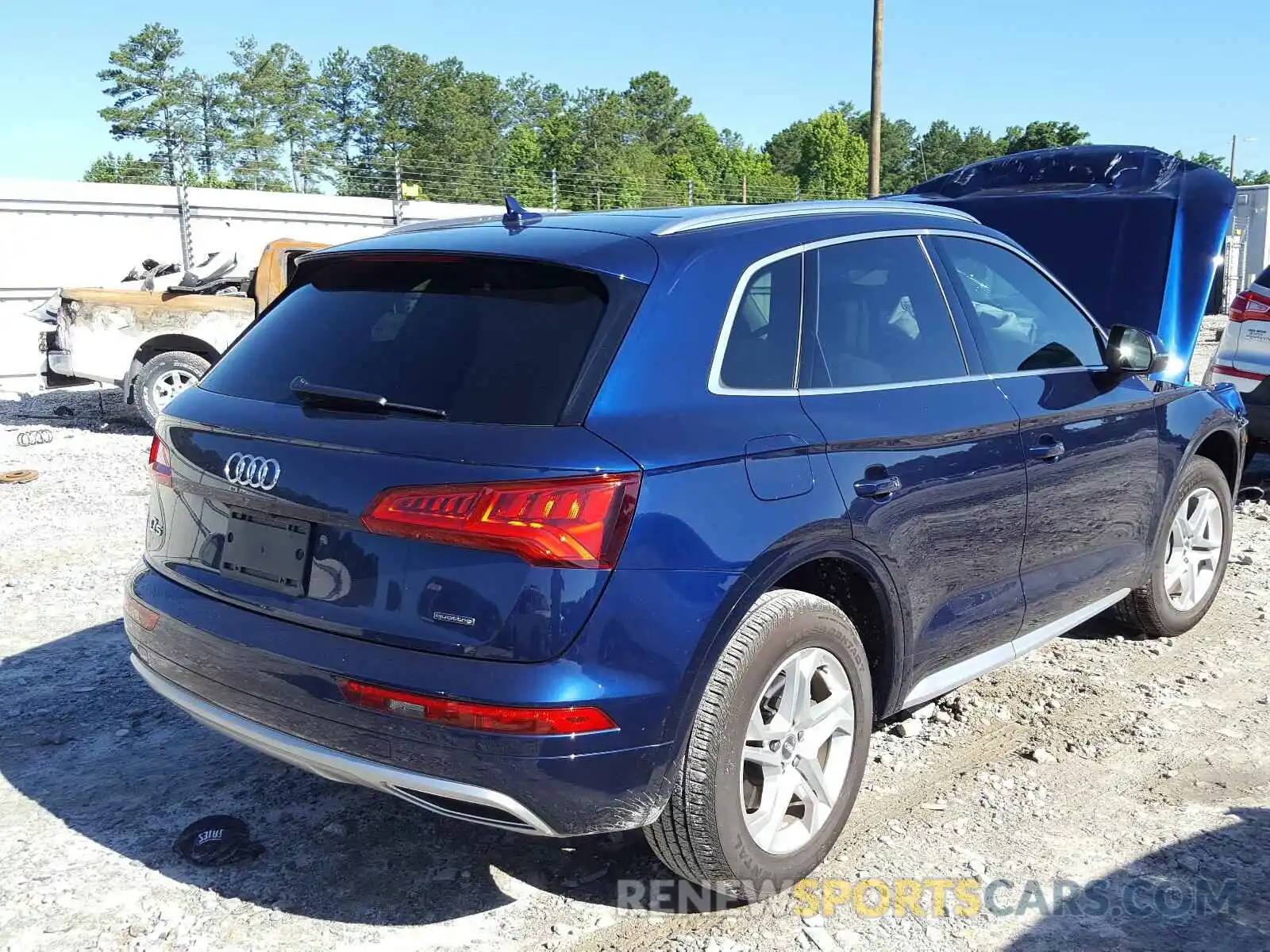 4 Photograph of a damaged car WA1ANAFY9K2134015 AUDI Q5 2019