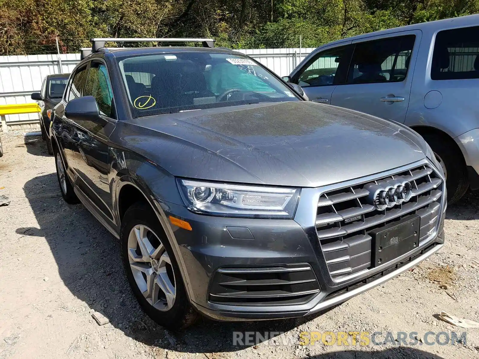 1 Photograph of a damaged car WA1ANAFY9K2135617 AUDI Q5 2019