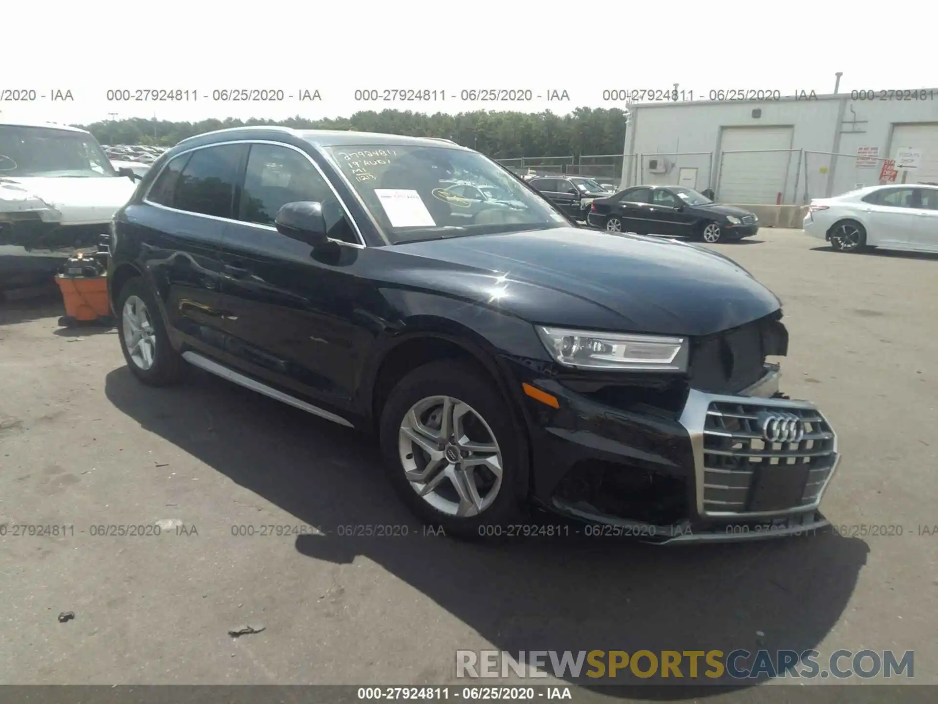 1 Photograph of a damaged car WA1ANAFY9K2142373 AUDI Q5 2019