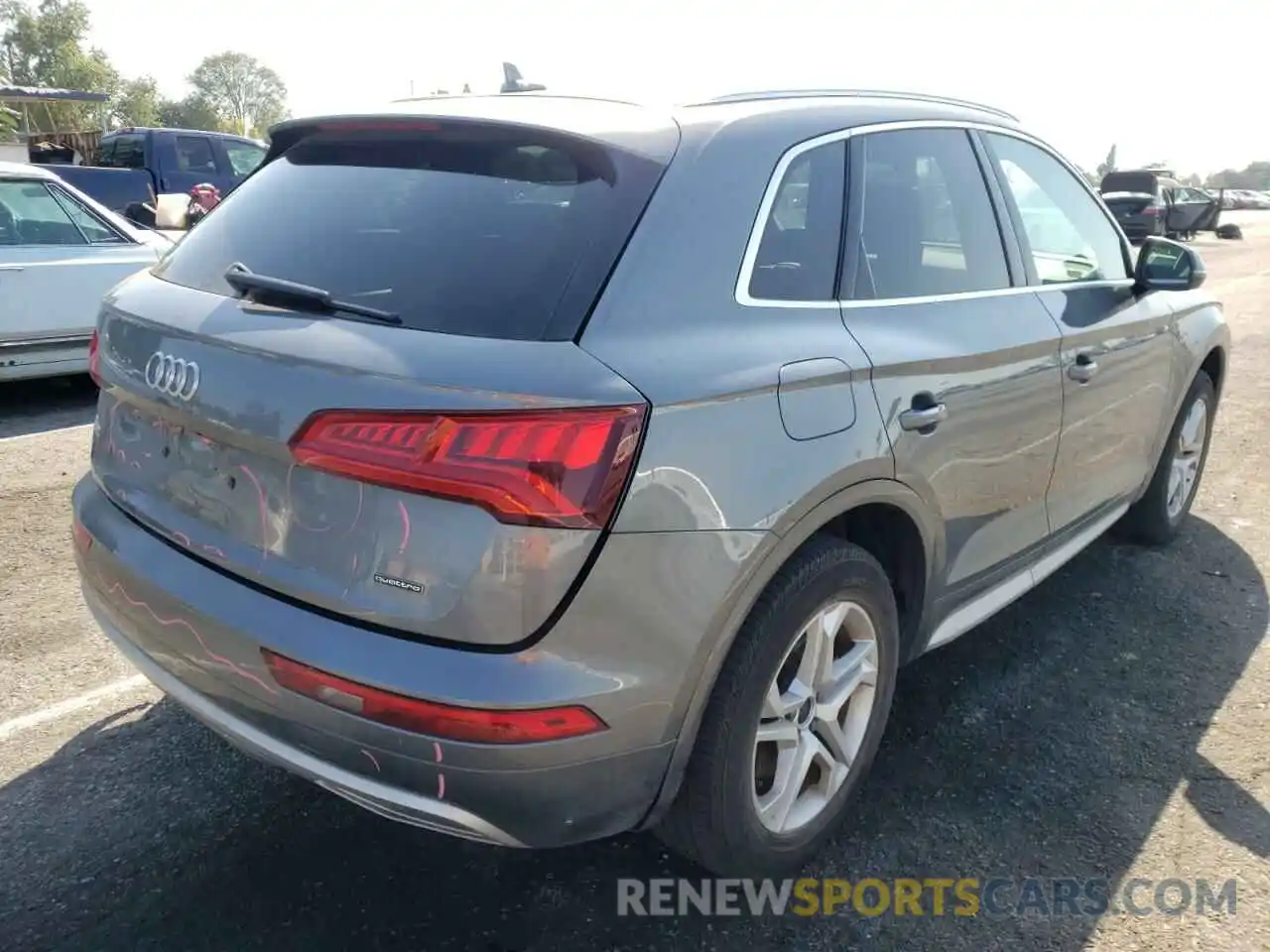 4 Фотография поврежденного автомобиля WA1ANAFYXK2021710 AUDI Q5 2019