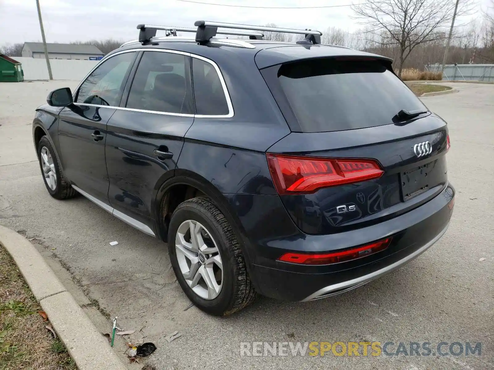 3 Фотография поврежденного автомобиля WA1ANAFYXK2031170 AUDI Q5 2019